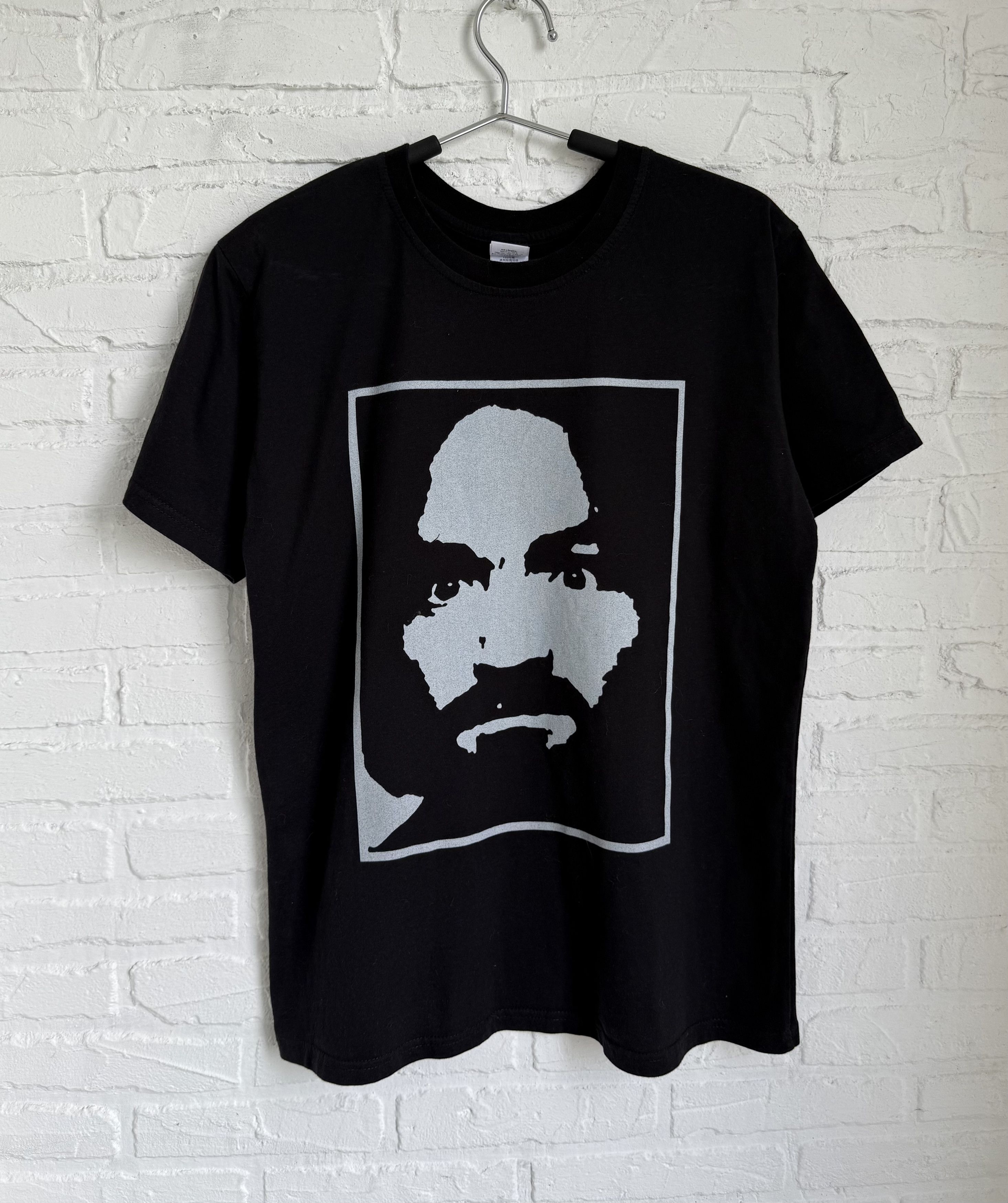 Band Tees Vintage 2000s Charles Manson charlie don't surf t-shirt Size US M / EU 48-50 / 2 - 1 Thumbnail