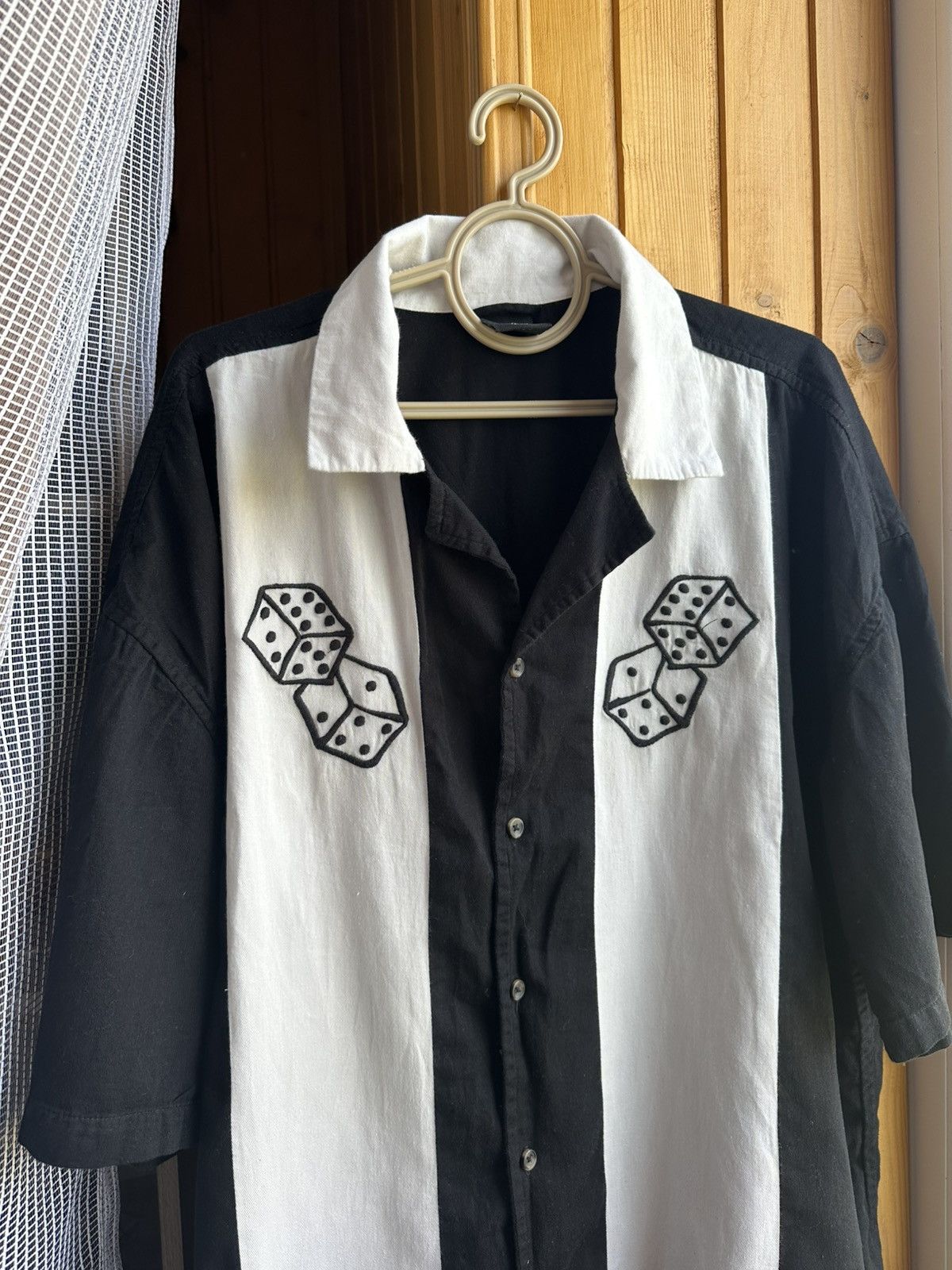 Urban Outfitters Vintage Urban Outfitters Embroidered Dice Bowling Shirt Size US L / EU 52-54 / 3 - 2 Thumbnail