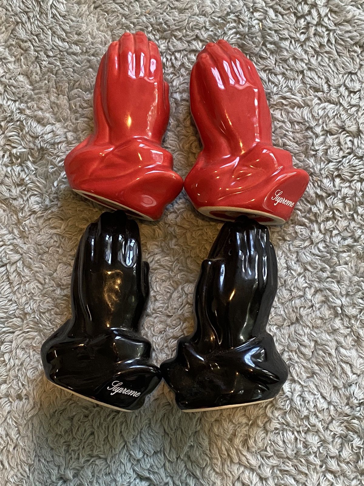 Pre-owned Supreme Praying Hands Salt And Pepper Shaker Ss13 Authentic In Red
