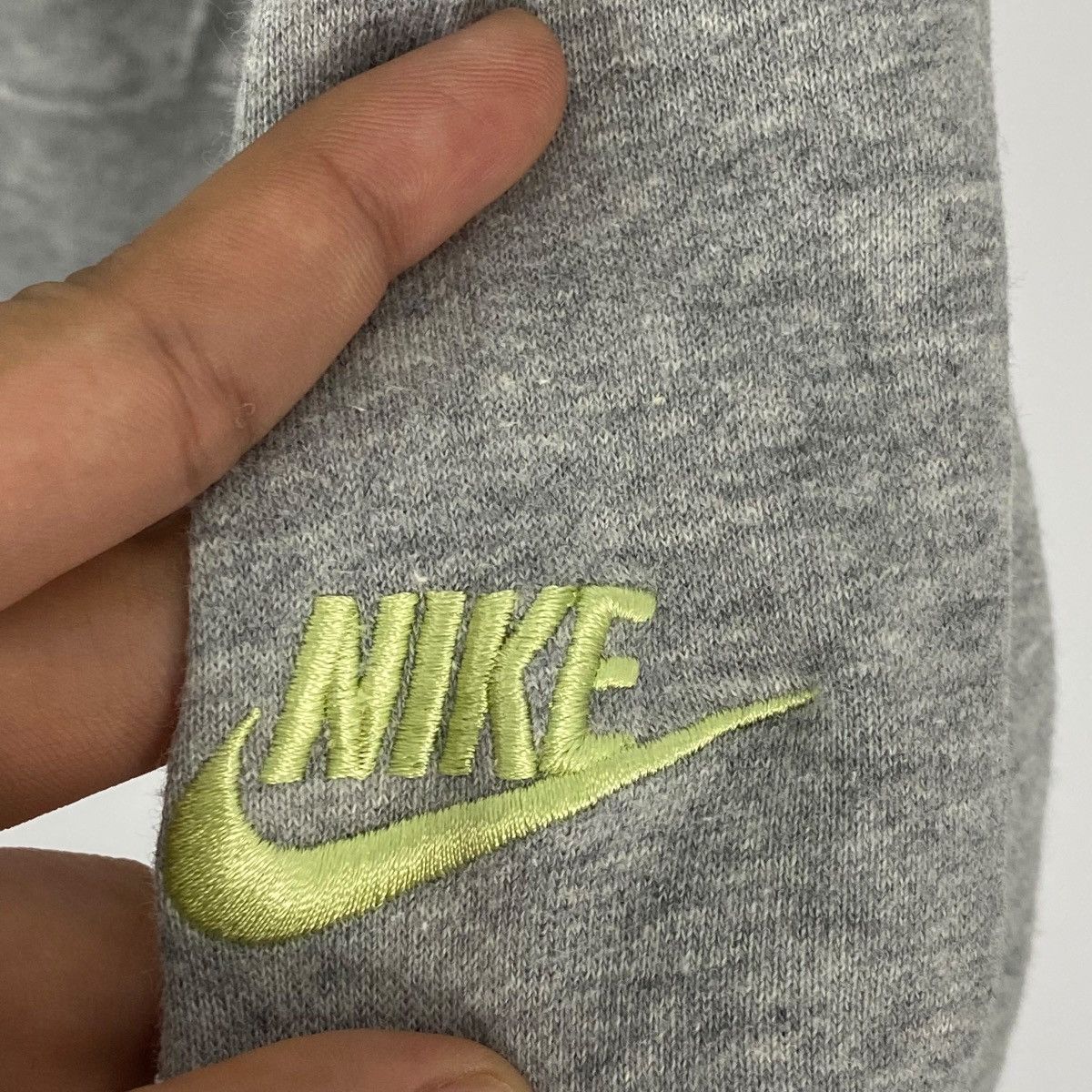 Other Vintage Nike Swoosh Sweatshirt Crewneck Smal Logo Embroidery Size US M / EU 48-50 / 2 - 5 Thumbnail