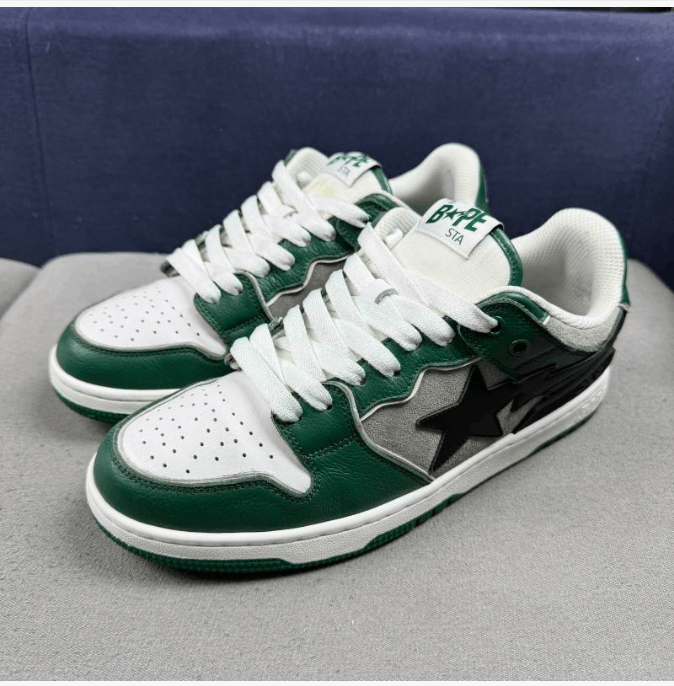 Bape Low cut casual board shoes Size US 9.5 / EU 42-43 - 1 Thumbnail
