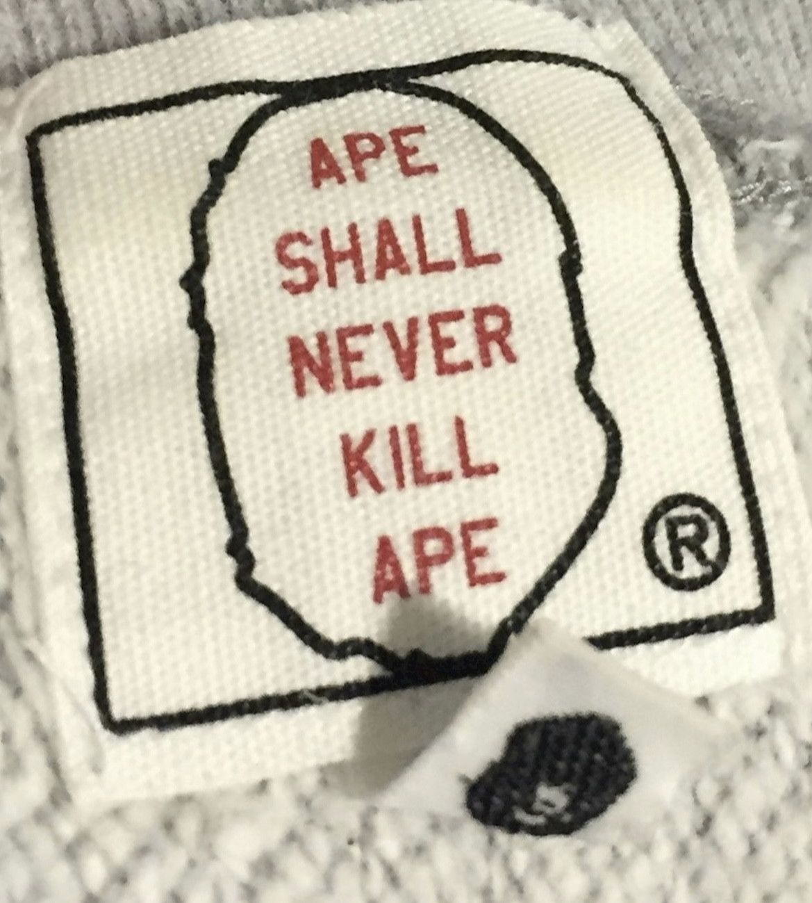 Bape Bape crew neck sweatshirt Size US M / EU 48-50 / 2 - 5 Thumbnail