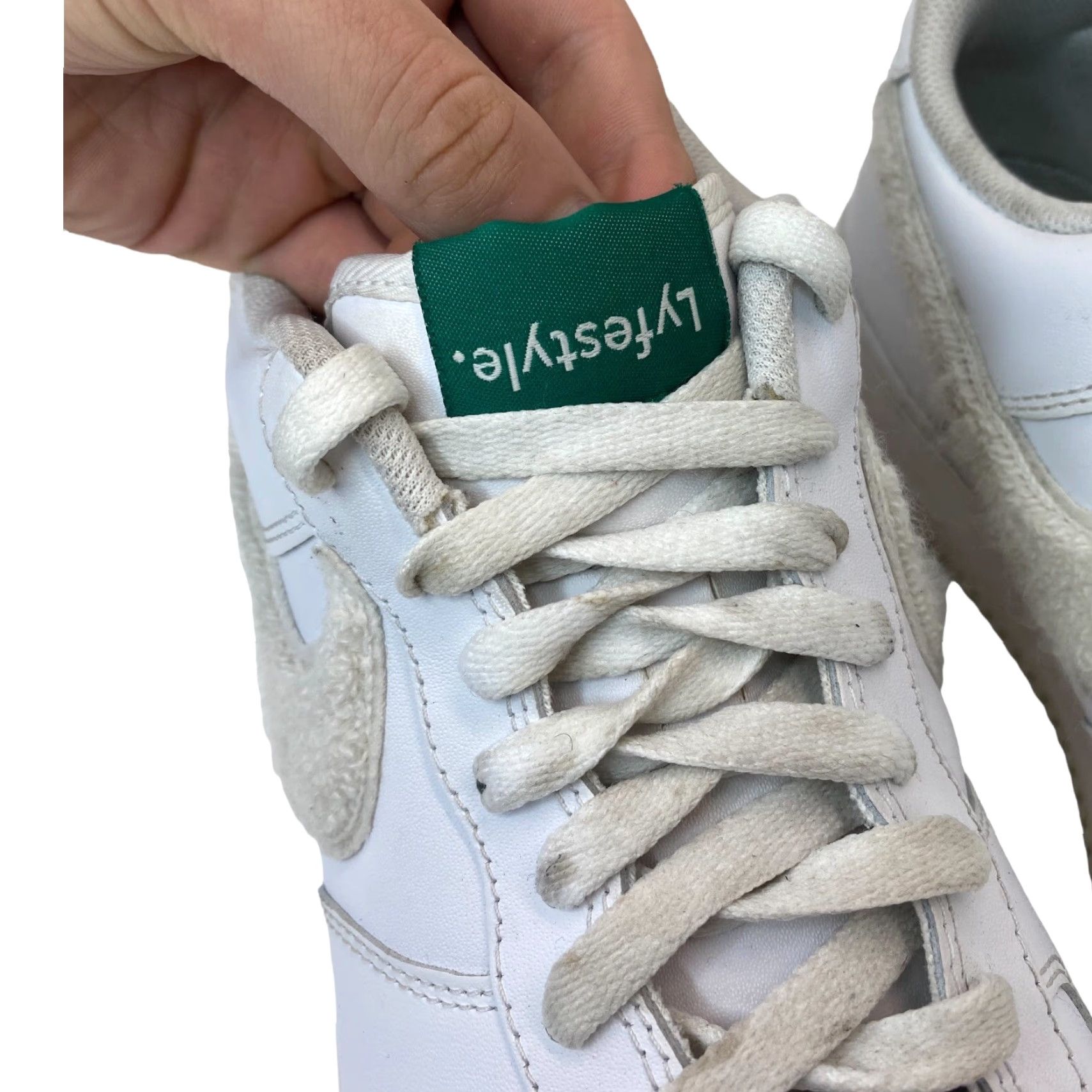 Nike RARE CUSTOM LYFESTYLE BROOKLYN NIKE AIR FORCE 1 '07 TRIPLE WHITE MENS 11.5 PATCH Size US 12 / EU 45 - 3 Thumbnail