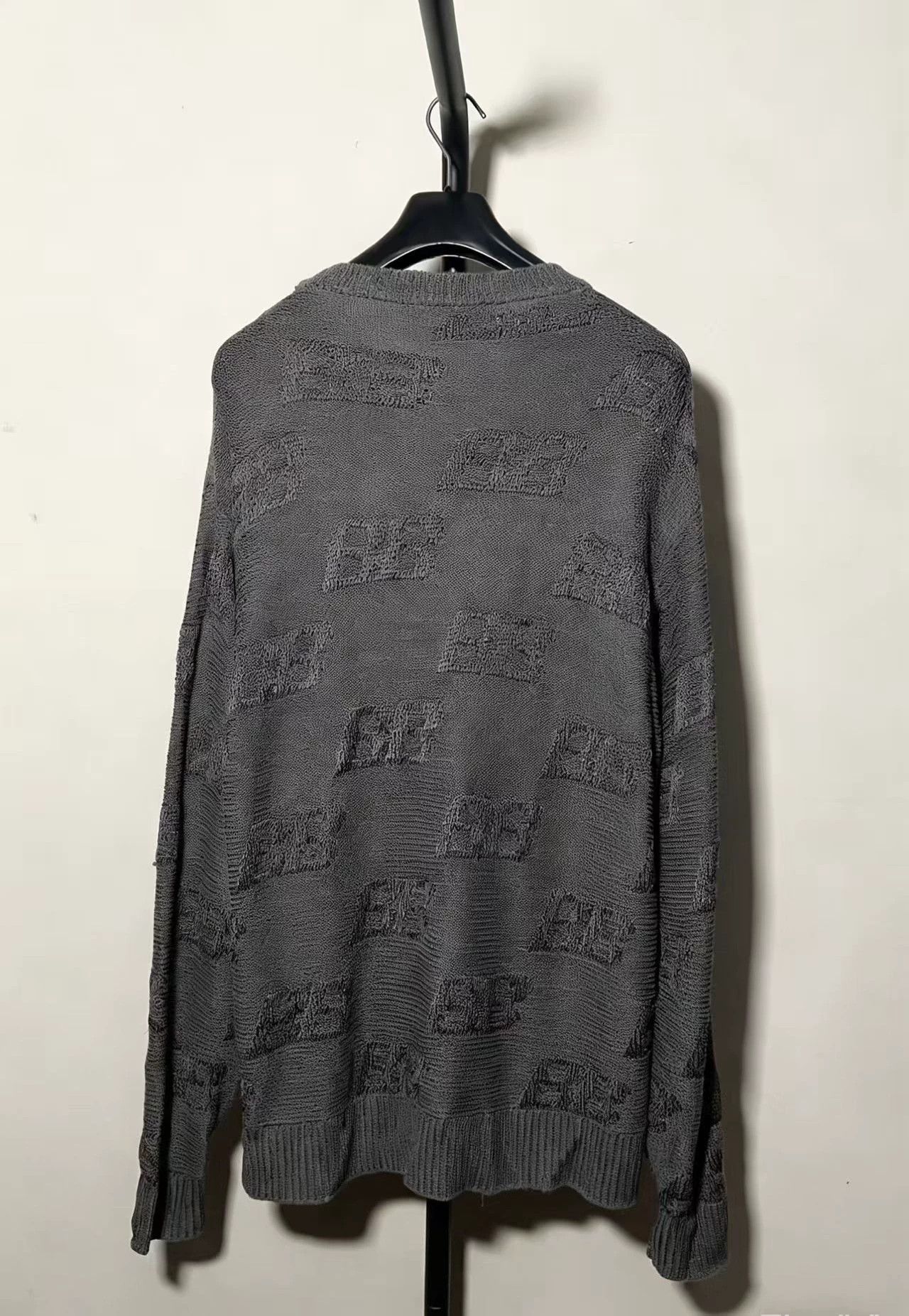 Balenciaga Balenciaga new grey jacquard knit logo sweater, Size M / US 6-8 / IT 42-44 - 2 Thumbnail