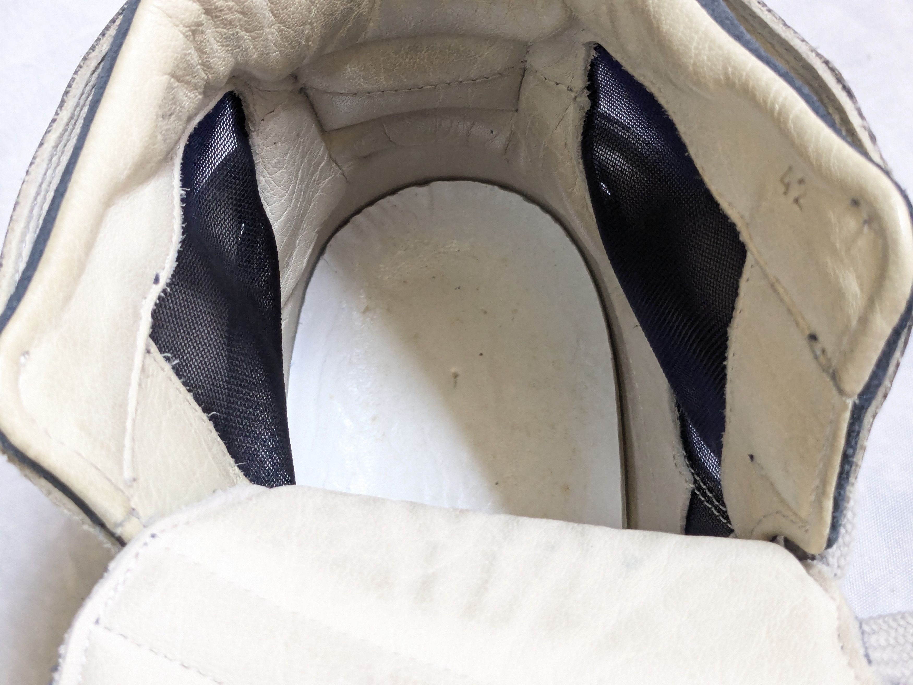 Maison Margiela Maison Margiela High Top Cut Out Sneakers Blue 9 42 Size US 9 / EU 42 - 9 Thumbnail