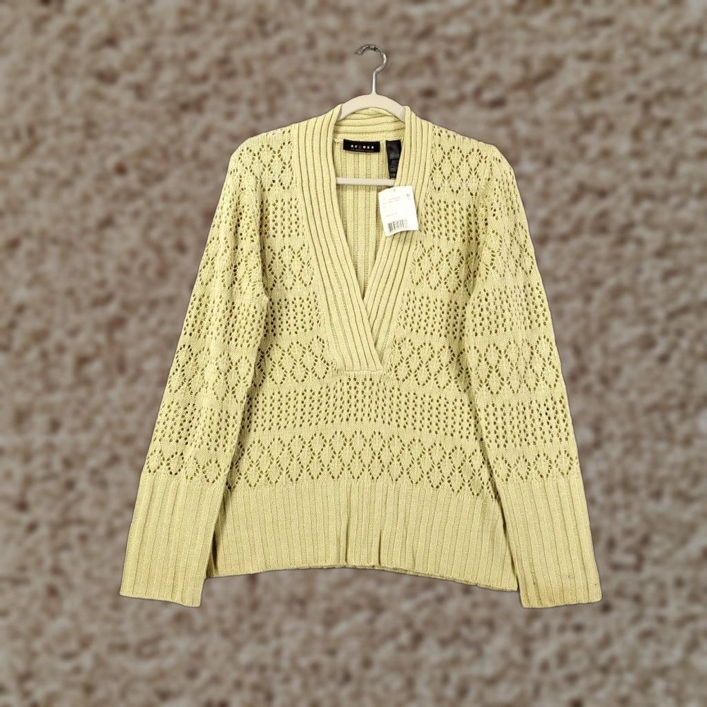 Liz Claiborne **Liz Claiborne Womens XL Light Green Open Knit V-Neck Sweater NWT** User: **Liz Claiborne Womens Light Green XL Open Knit V-Neck Sweater NWT** Size XL / US 12-14 / IT 48-50 - 1 Thumbnail