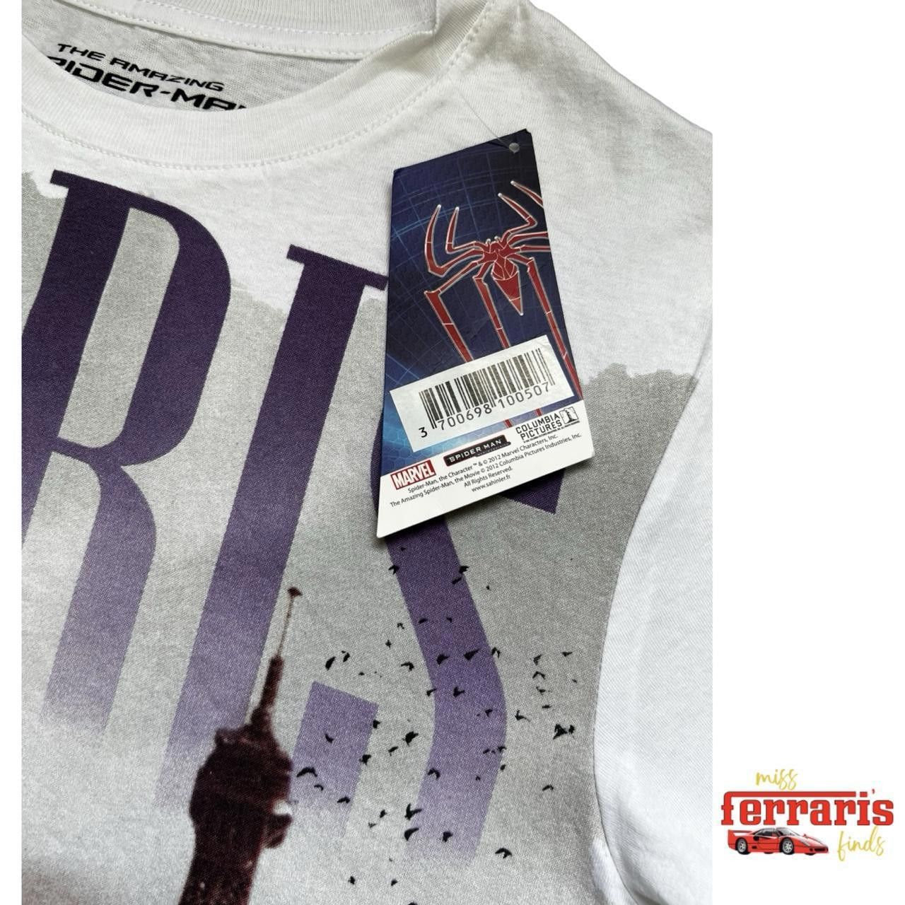 Marvel Comics The Amazing Spider-Man in Paris, size small Size US S / EU 44-46 / 1 - 3 Thumbnail