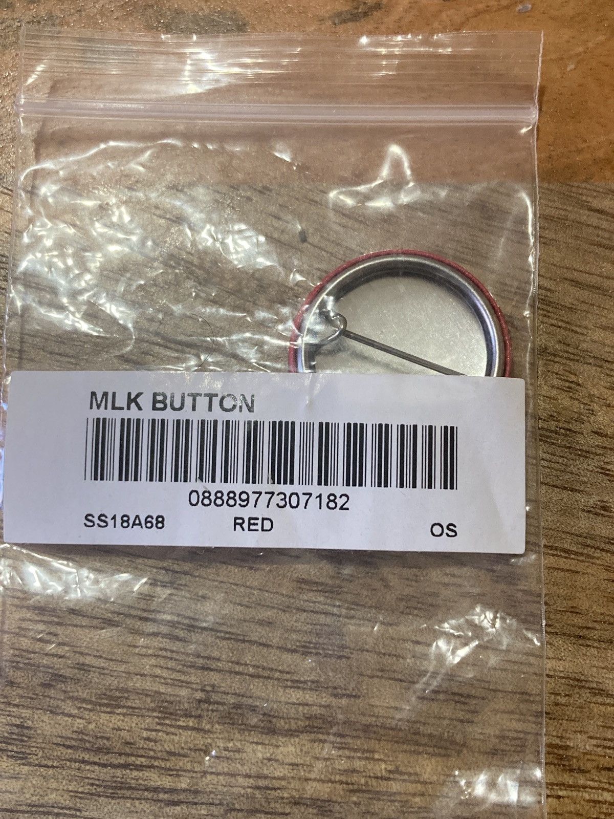 Supreme Supreme MLK “Don’t let the dream die” Button Size ONE SIZE - 2 Thumbnail