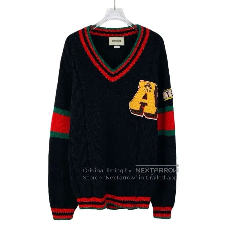 Gucci Gucci Colour-blocked striped letter plush plush wool V-nec Size US XS / EU 42 / 0 - 1 Thumbnail