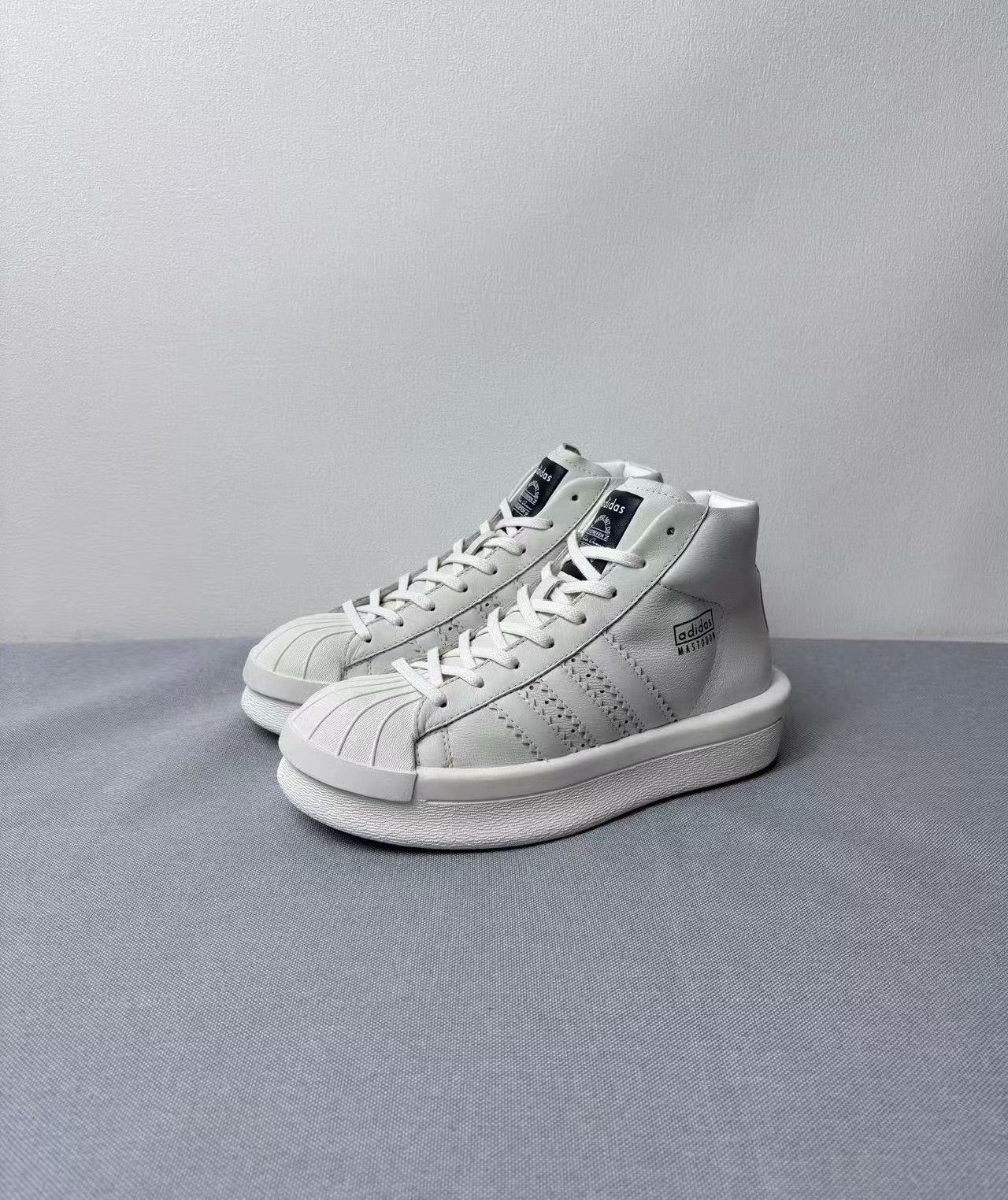 Adidas Adidas Collab Lowtop Sneakers 36 Women Size US 6 / IT 36 - 1 Thumbnail