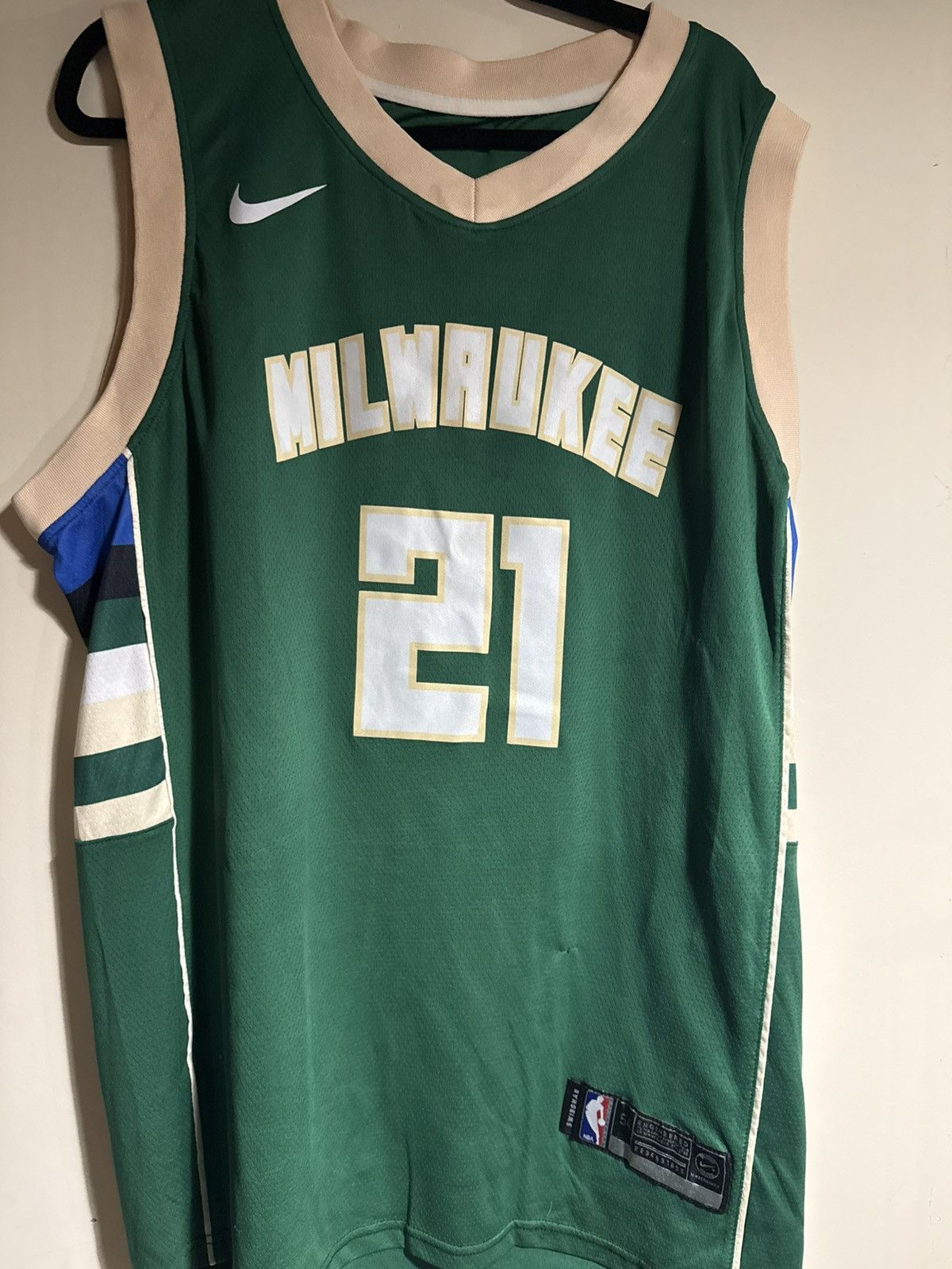 Nike Milwaukee Bucks Jersey Size US XXL / EU 58 / 5 - 2 Thumbnail