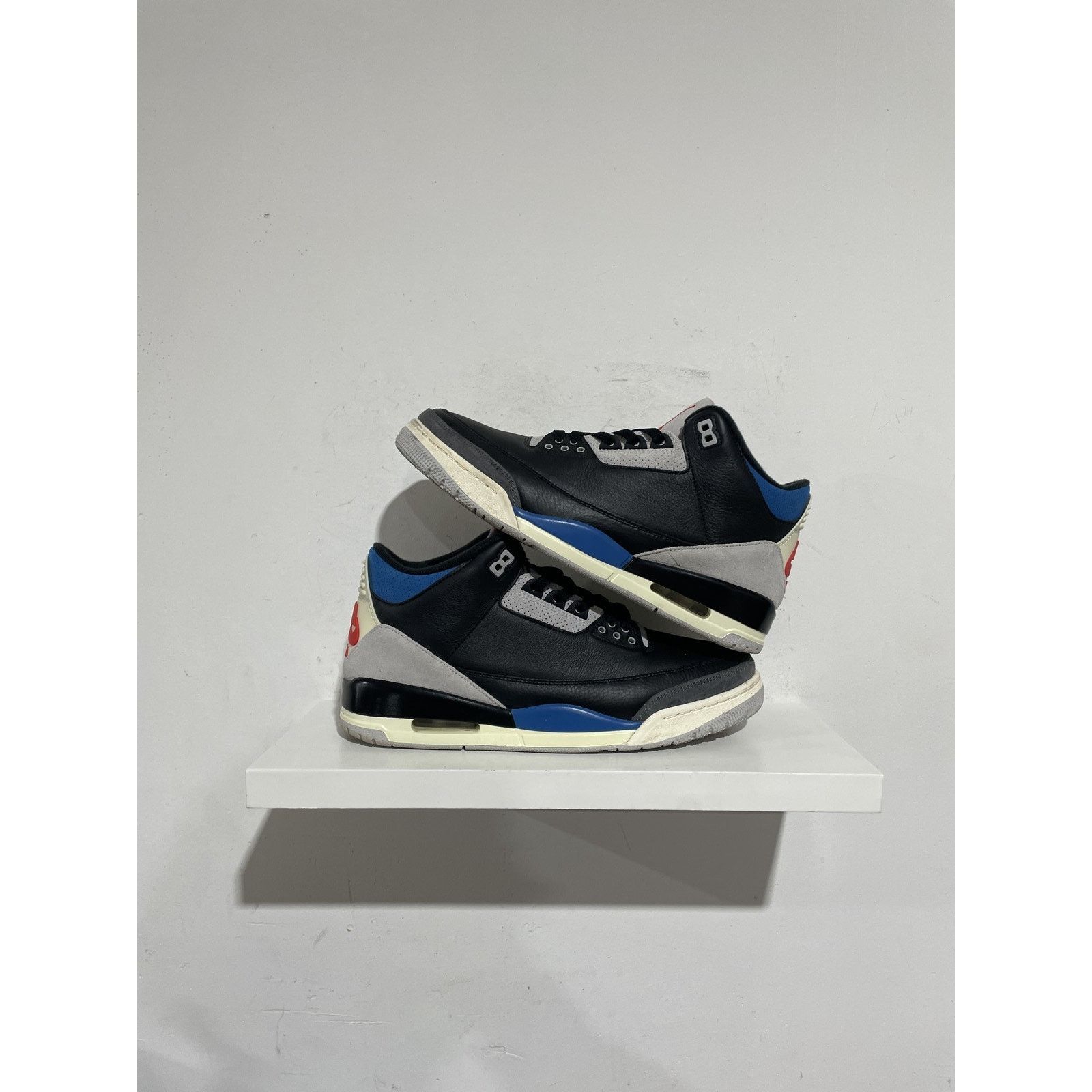 JORDAN 3 RETRO RARE AIR SIZE 11 PREOWNED
