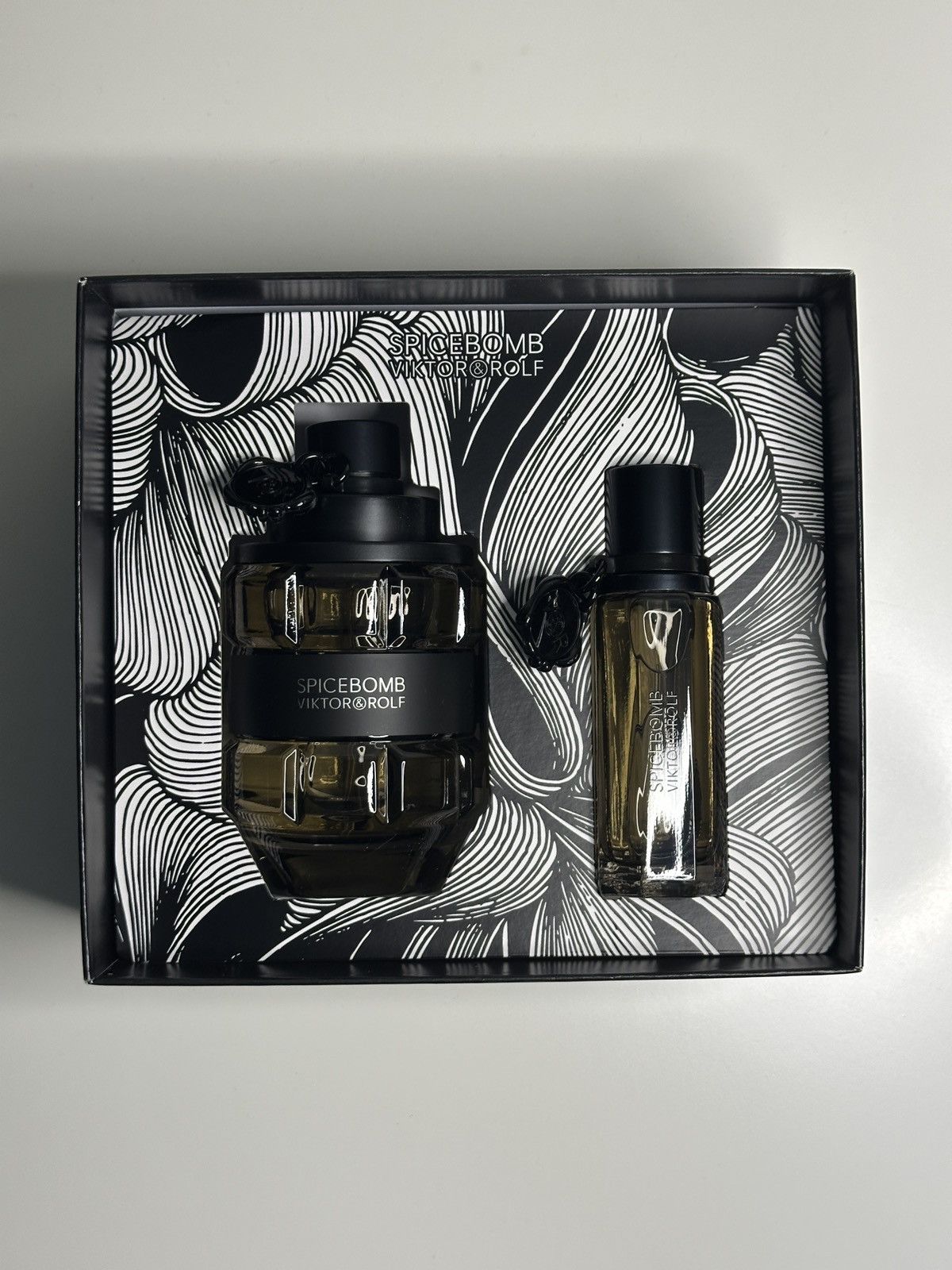 Viktor & Rolf Victor & Rolf Spicebomb Set Size ONE SIZE - 6 Thumbnail