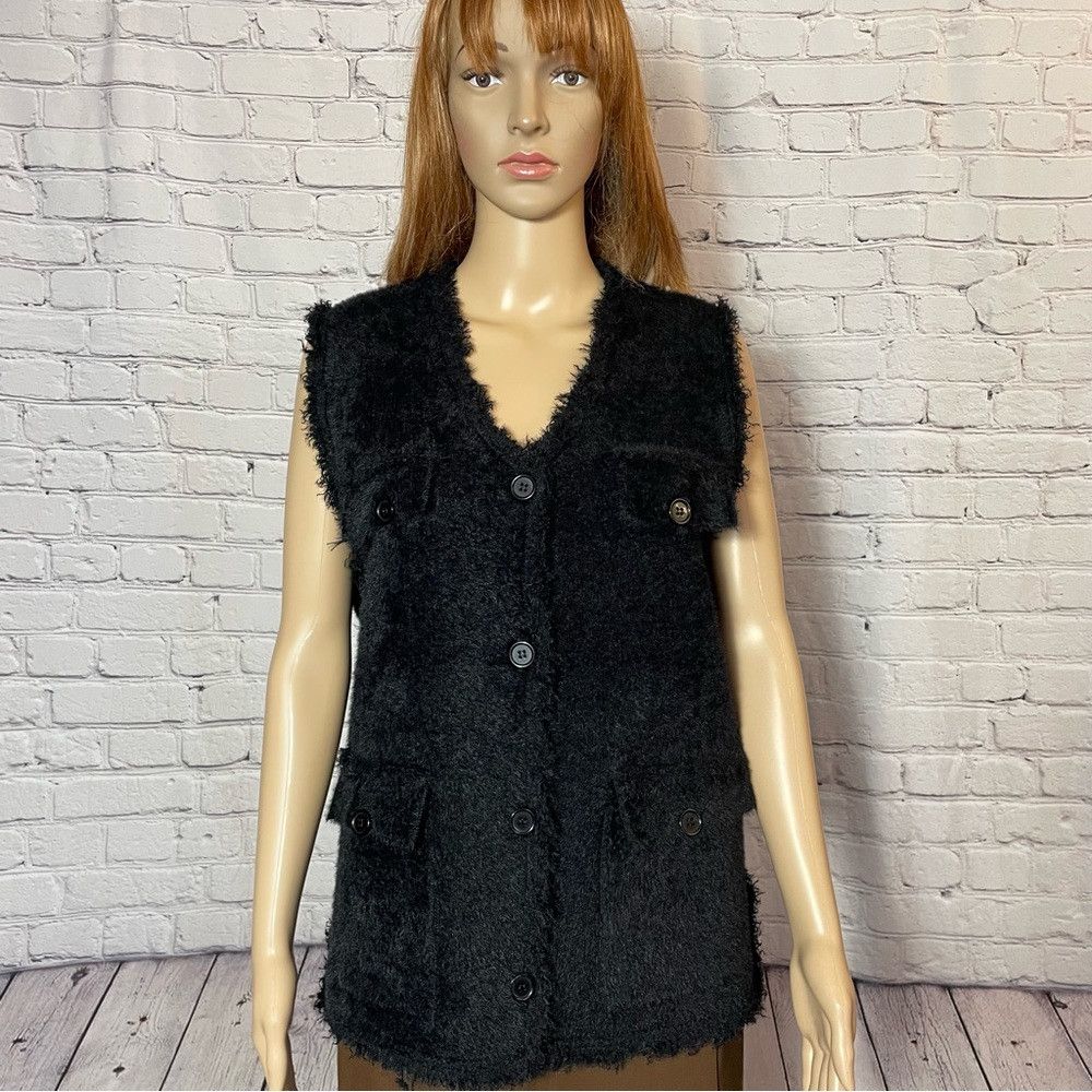 Other NWT New $138 Max Studio Fur Black Vest With Pockets Size M Size M / US 6-8 / IT 42-44 - 2 Thumbnail