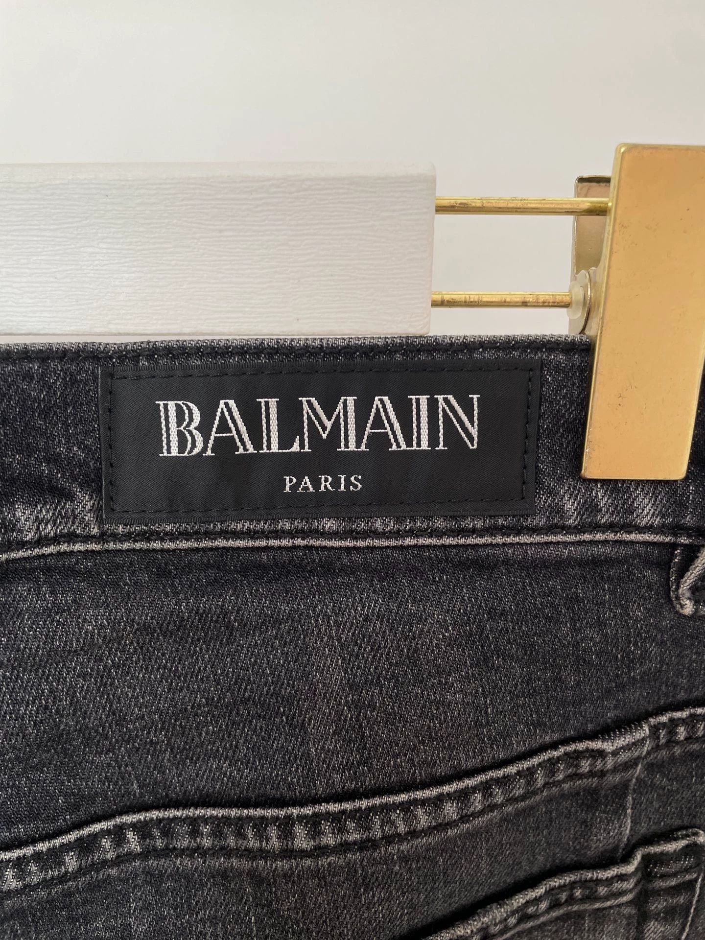 Balmain Balmain Black-Gray Straight Jeans W31 New with Tags Size US 31 - 3 Thumbnail