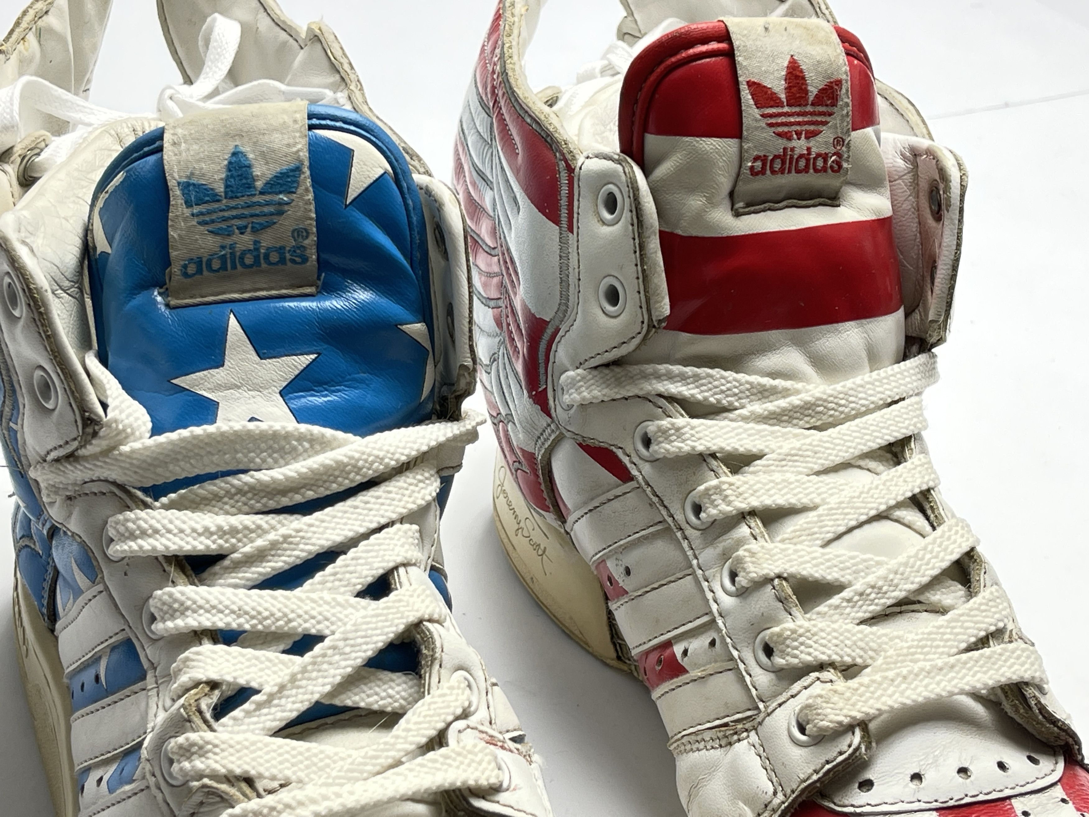 Adidas × Jeremy Scott Adidas Jeremy Scott Wings 2.0 FLAG Stars and Stripes V24619 Size US 7.5 / EU 40-41 - 8 Thumbnail