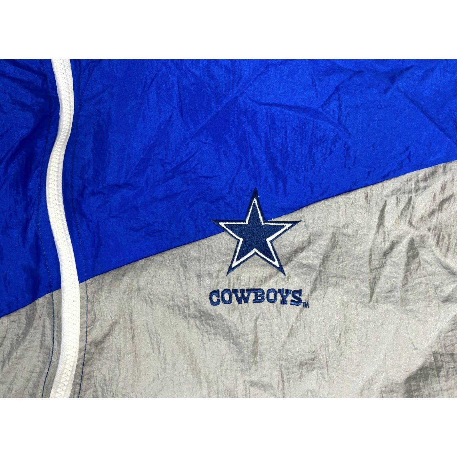 Vintage VINTAGE Horizon by Kaye Sportswear Dallas Cowboys Windbreaker Jacket XL Blue and Gray Mens Windshell Zip Full Zip USA 80s 90s Don’t add text Size US XL / EU 56 / 4 - 6 Thumbnail