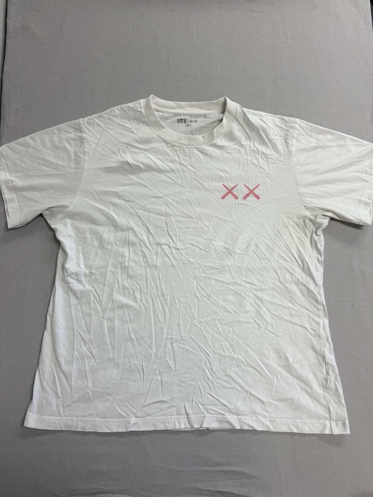 Other Kaws x Sesame Street T-shirt Sesame St XX Elmo Uniqlo XXL Size US XXL / EU 58 / 5 - 3 Thumbnail