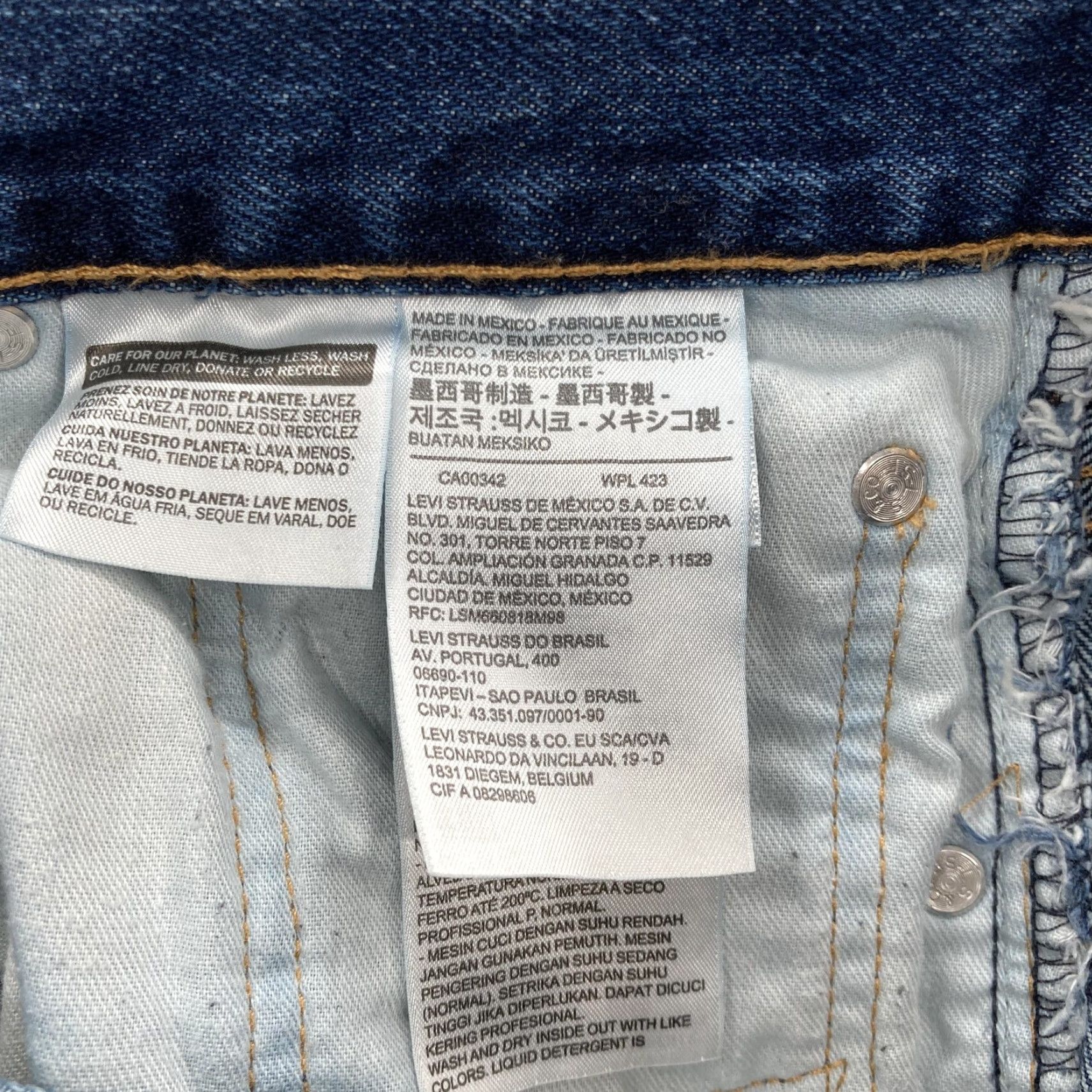Levi's Levi's 517 Jeans Mens 36x30 Blue Medium Wash Bootcut Denim Five Pocket Red Tab Jeans Size US 36 / EU 52 - 4 Thumbnail