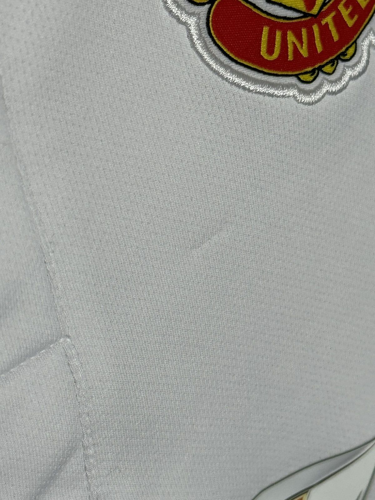 Nike KIDS Manchester United 14/15 Away Football Jersey T-Shirt Size US XS / EU 42 / 0 - 6 Thumbnail