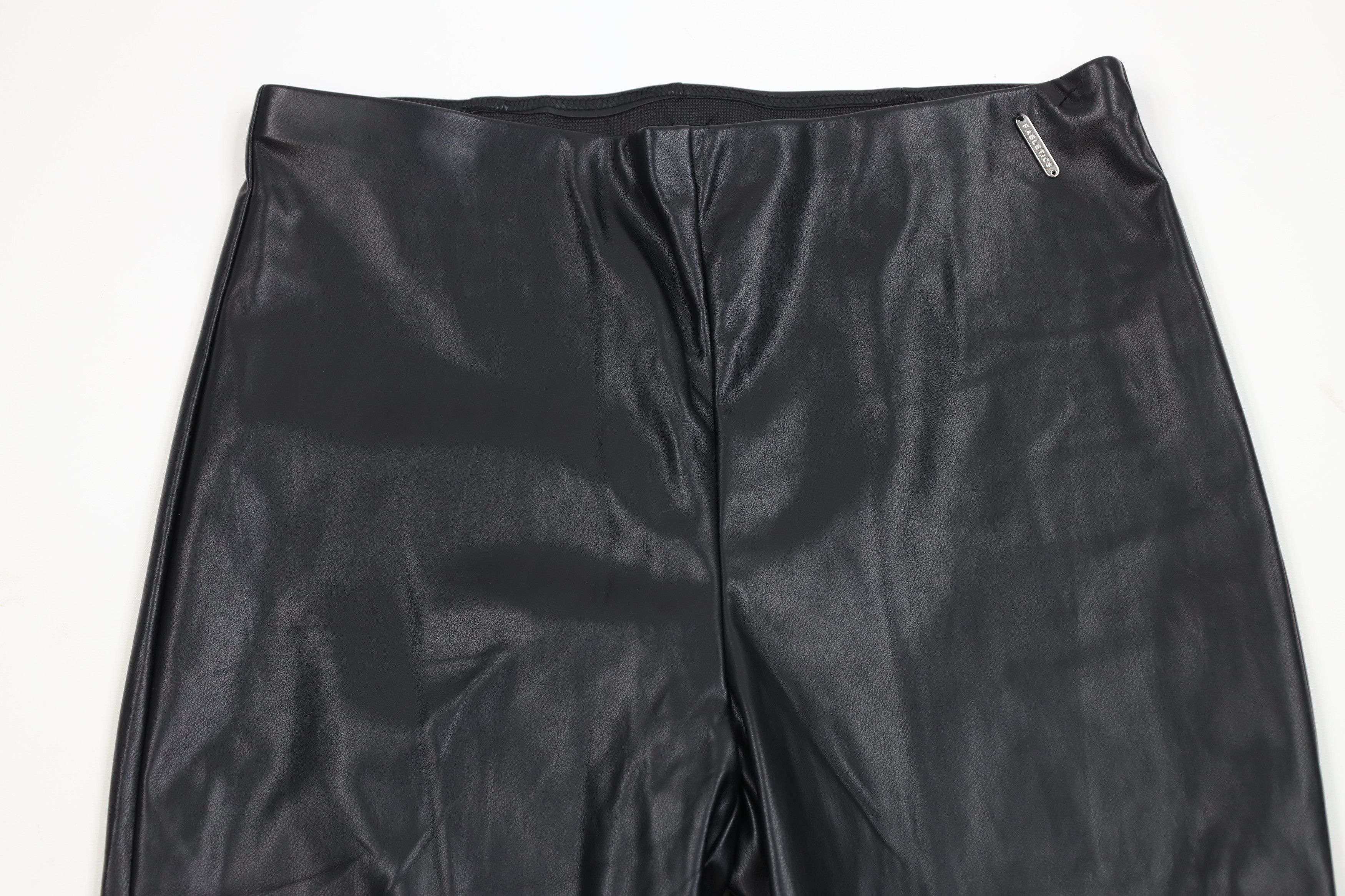 Fabletics New Fabletics Vegan Leather Pull On Legging Pants Black Size 30" / US 8 / IT 44 - 2 Thumbnail