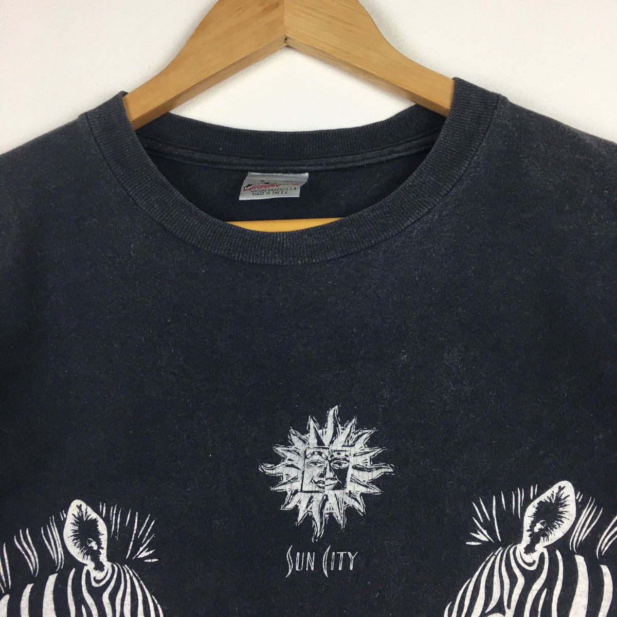 Vintage Vintage Sun City By Harlequin Size US M / EU 48-50 / 2 - 6 Thumbnail