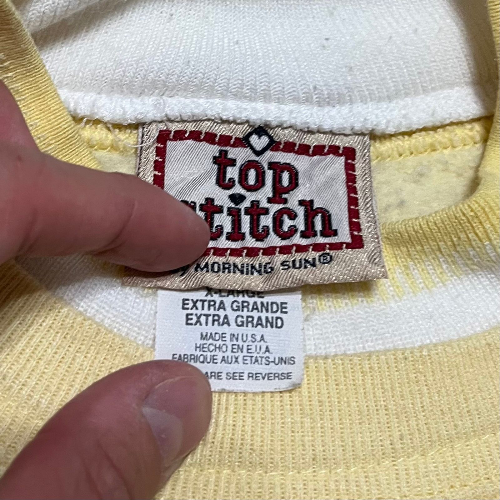 Other Vintage Top Stitch Birds in Birdhouse/Nature Yellow Crewneck Size US XL / EU 56 / 4 - 4 Thumbnail