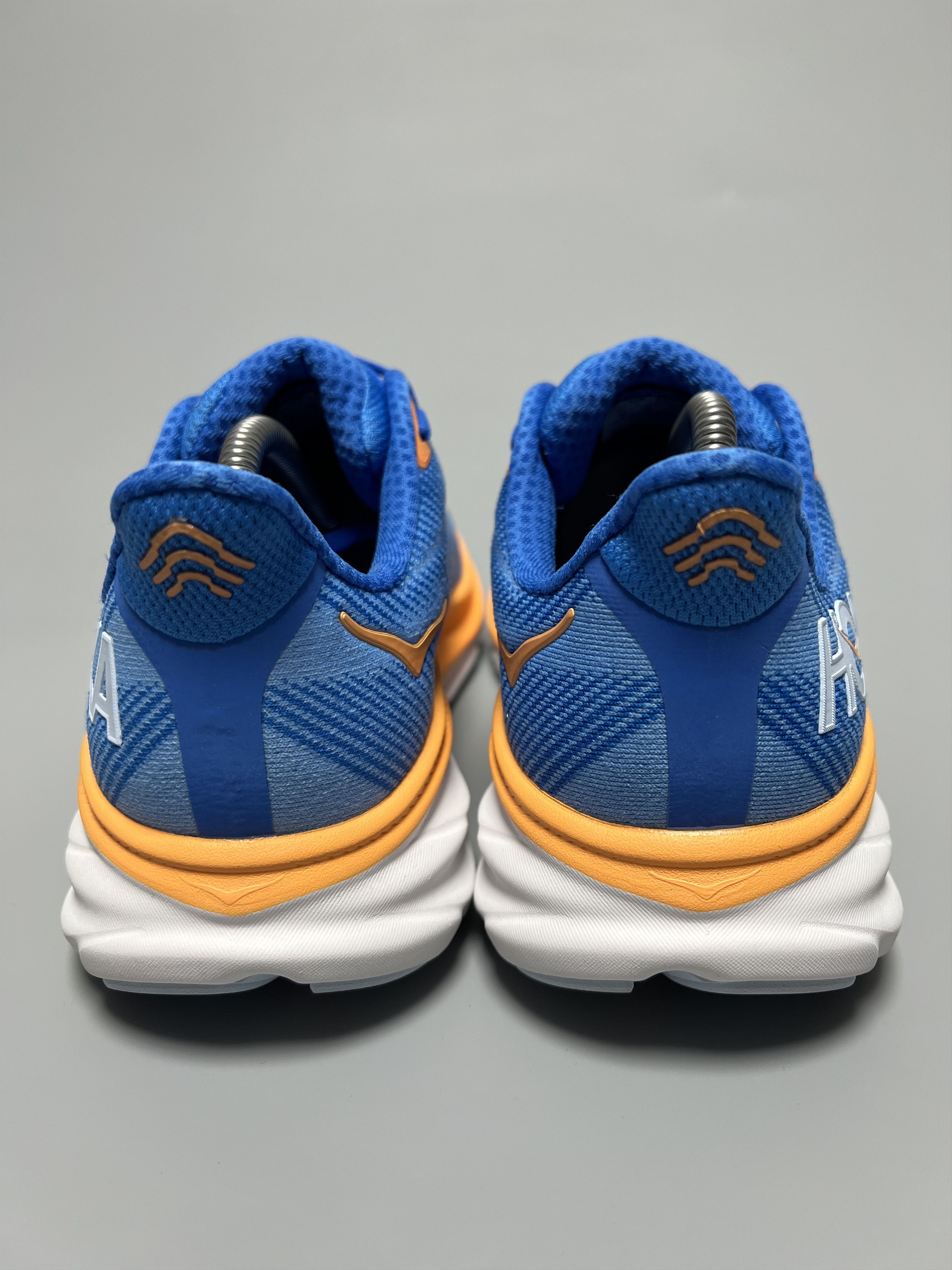 Hoka 7.5EE Hoka One One Clifton 9 Wide Running Shoes Walking Gym Size US 7.5 / EU 40-41 - 3 Thumbnail