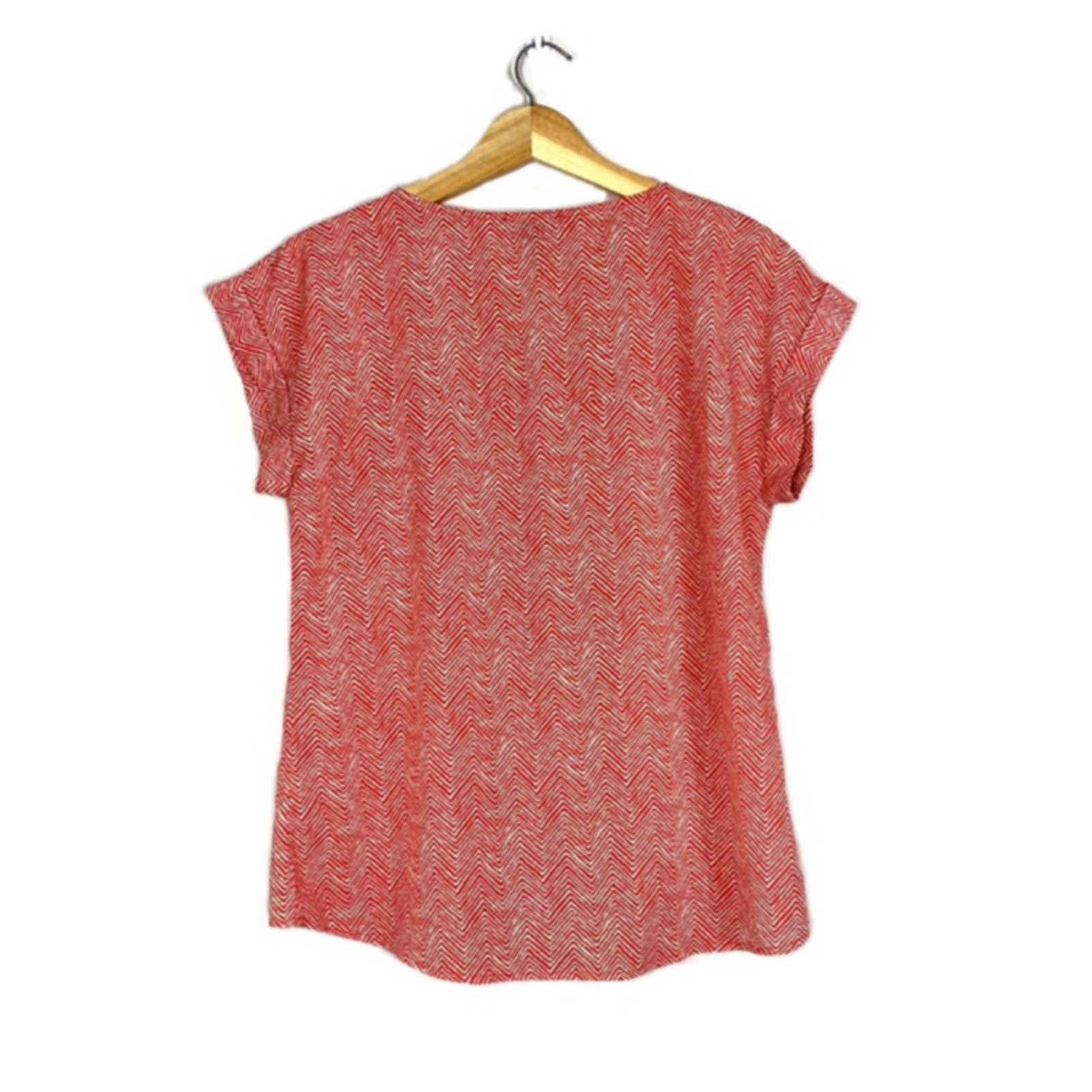 Forever 21 Red and White Chevron Forever 21 Women's Shirt S Size S / US 4 / IT 40 - 3 Thumbnail