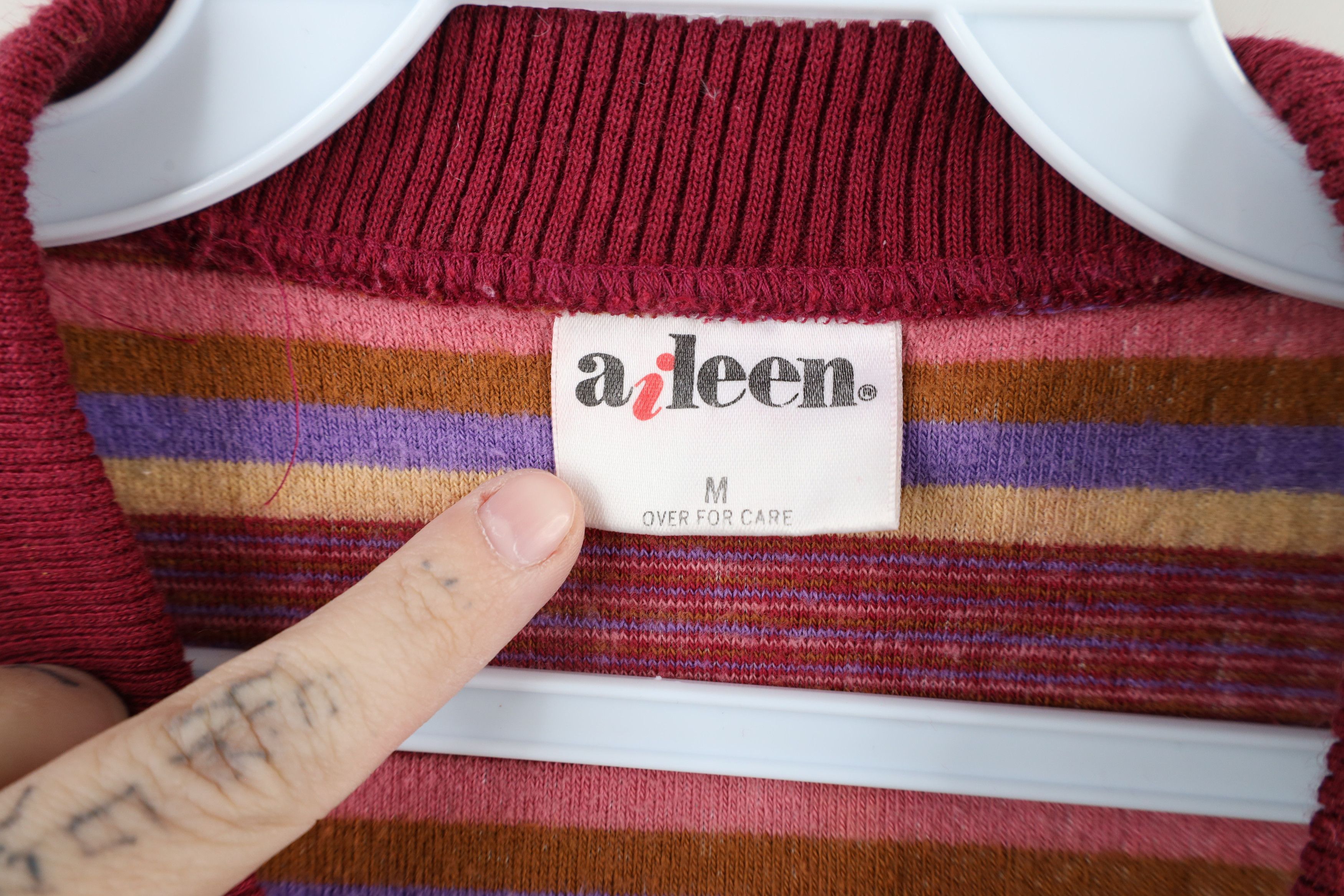 Vintage Vintage 90s Streetwear Striped Velour V-Neck Sweater USA Size M / US 6-8 / IT 42-44 - 4 Thumbnail