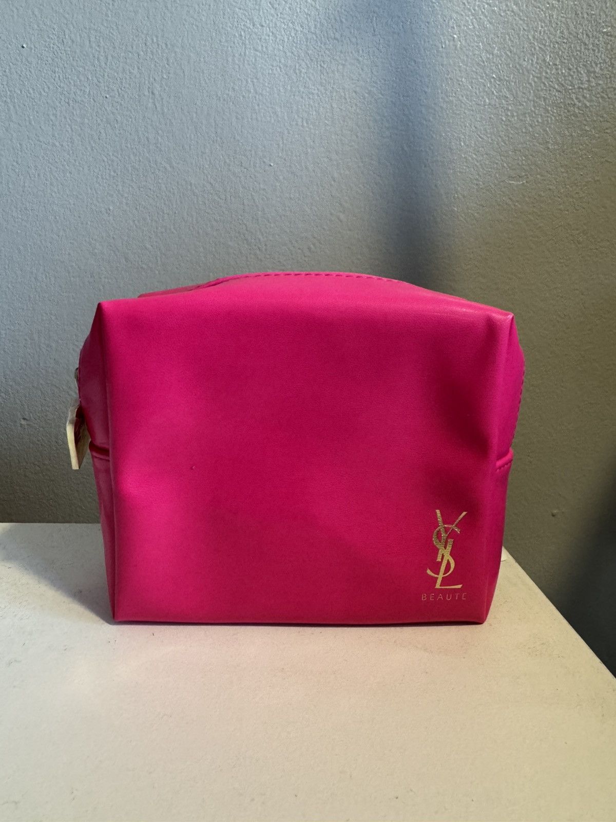 Yves Saint Laurent Yves Saint Laurent YSL Makeup Pouch Size ONE SIZE - 1 Thumbnail
