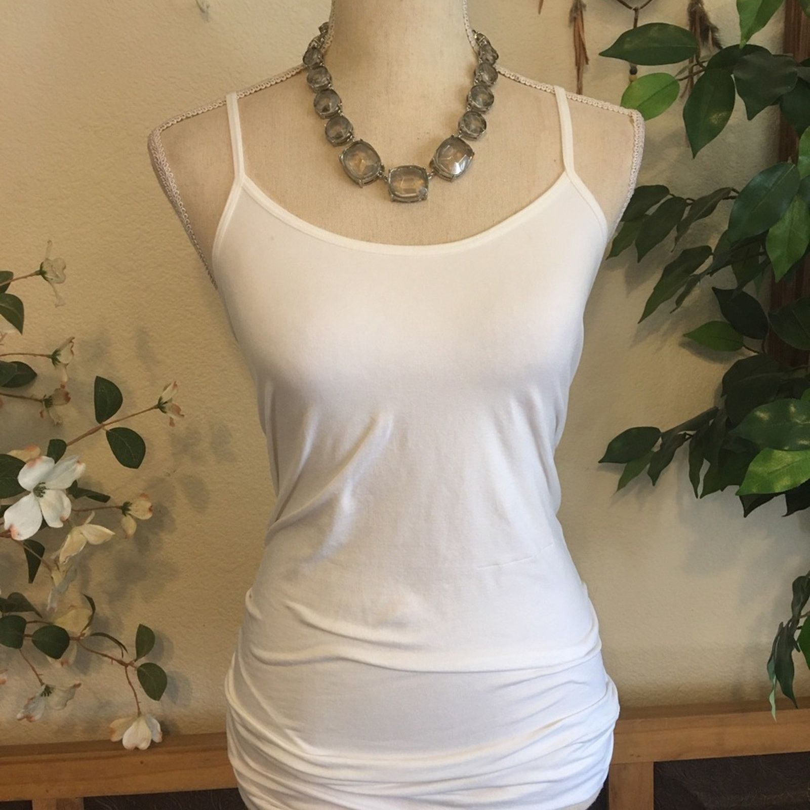 White House Black Market WHBM bold graduated faceted smoky stone necklace Size ONE SIZE - 4 Thumbnail