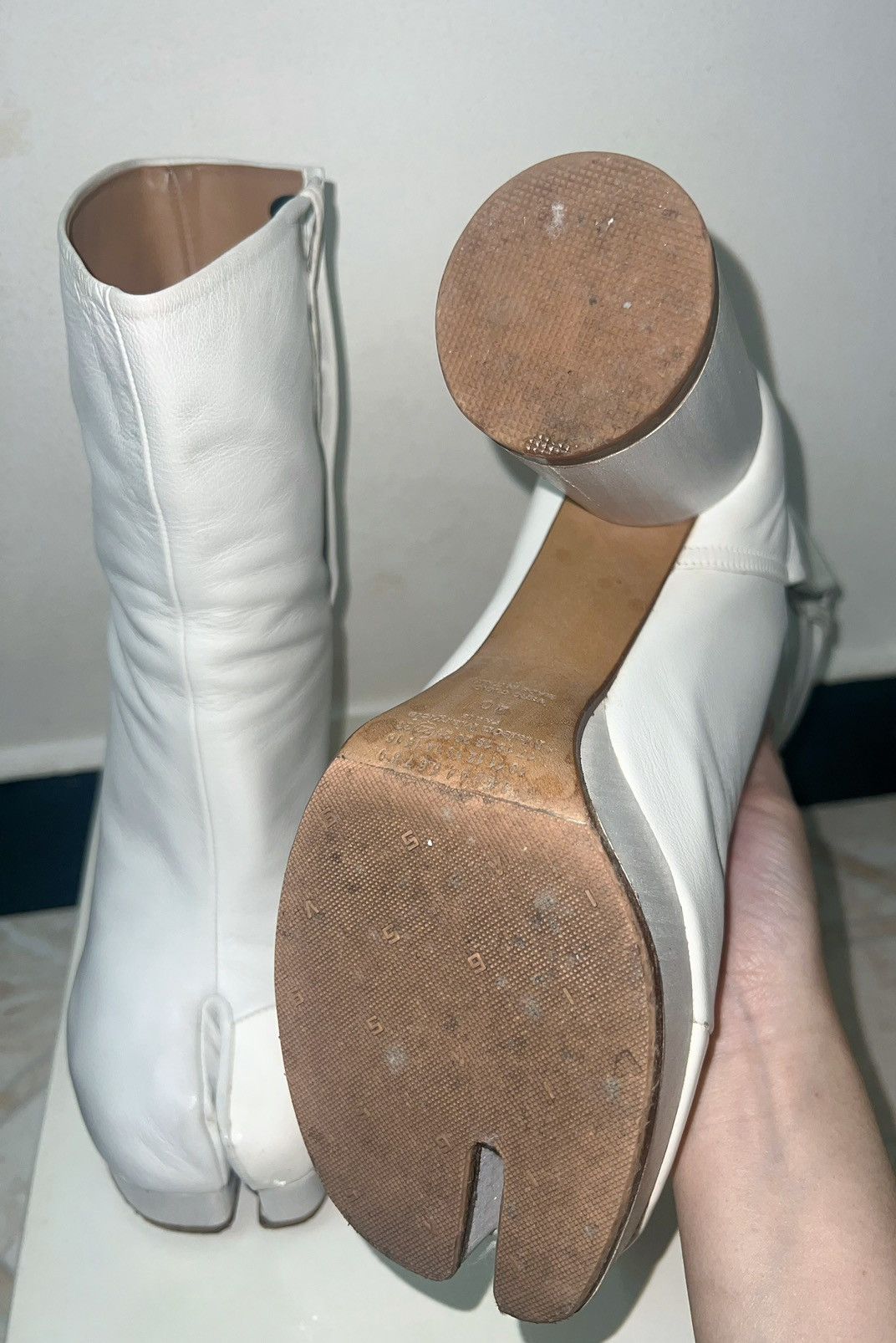 Maison Margiela RARE Maison Margiela tabi heel ankle boots👢➕ Size US 10 / IT 40 - 20 Thumbnail