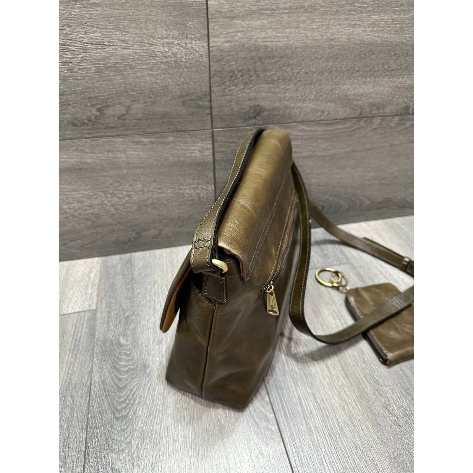 Patricia Nash Patricia Nash Mili Leather Crossbody Pouch Olive bag A660568 Size ONE SIZE - 5 Thumbnail