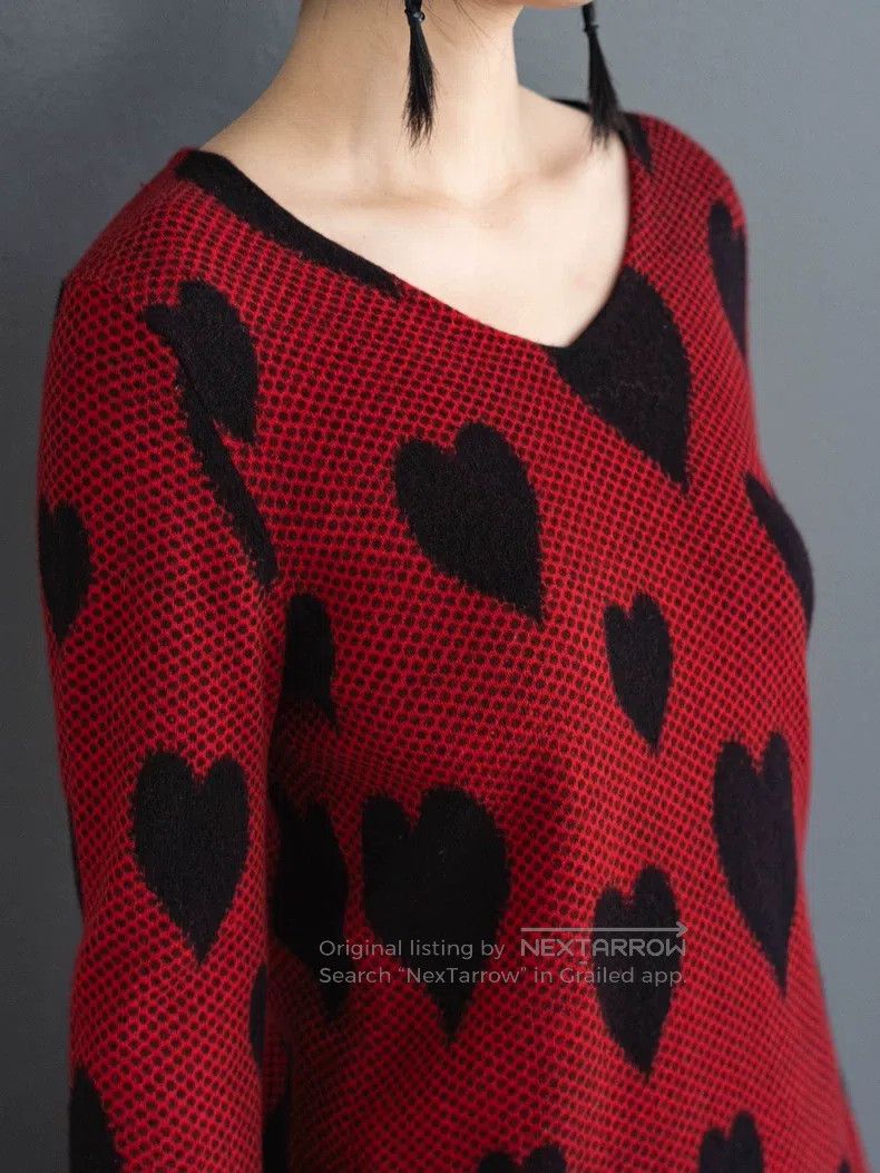 Comme Des Garcons Red and black heart wool knitted sweater