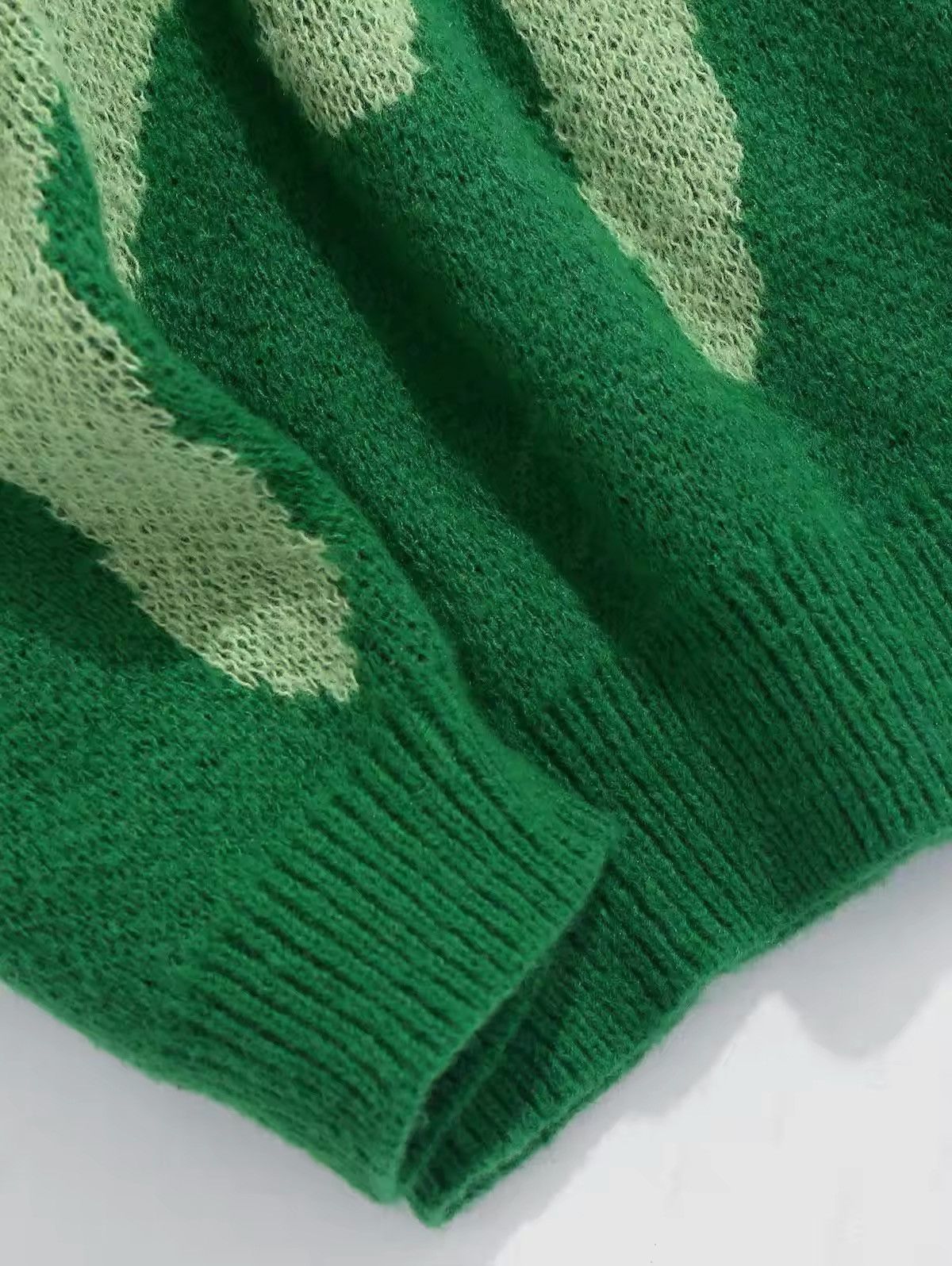 Other Knitted Jacquard Pattern Pullover Sweater Size US L / EU 52-54 / 3 - 5 Thumbnail