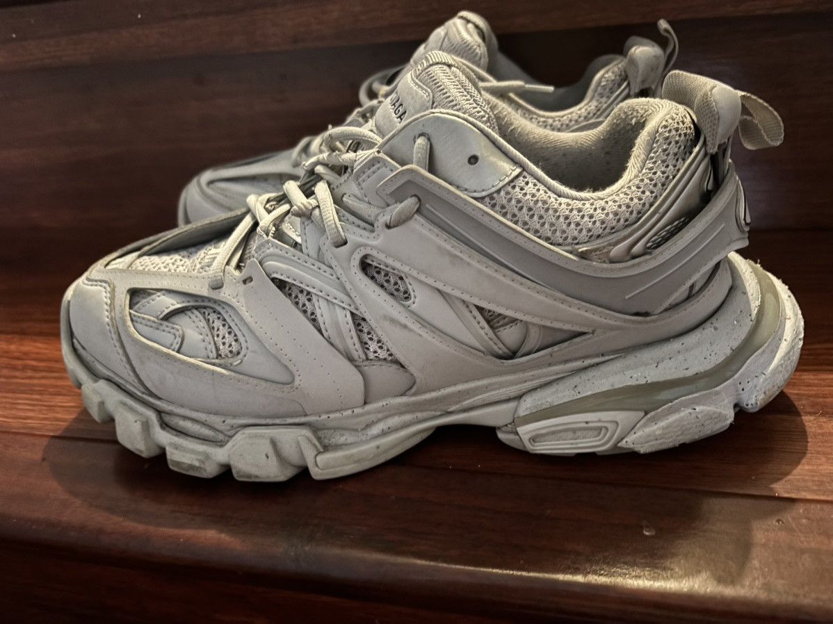 Balenciaga balenciaga tracks Size US 8.5 / EU 41-42 - 2 Thumbnail