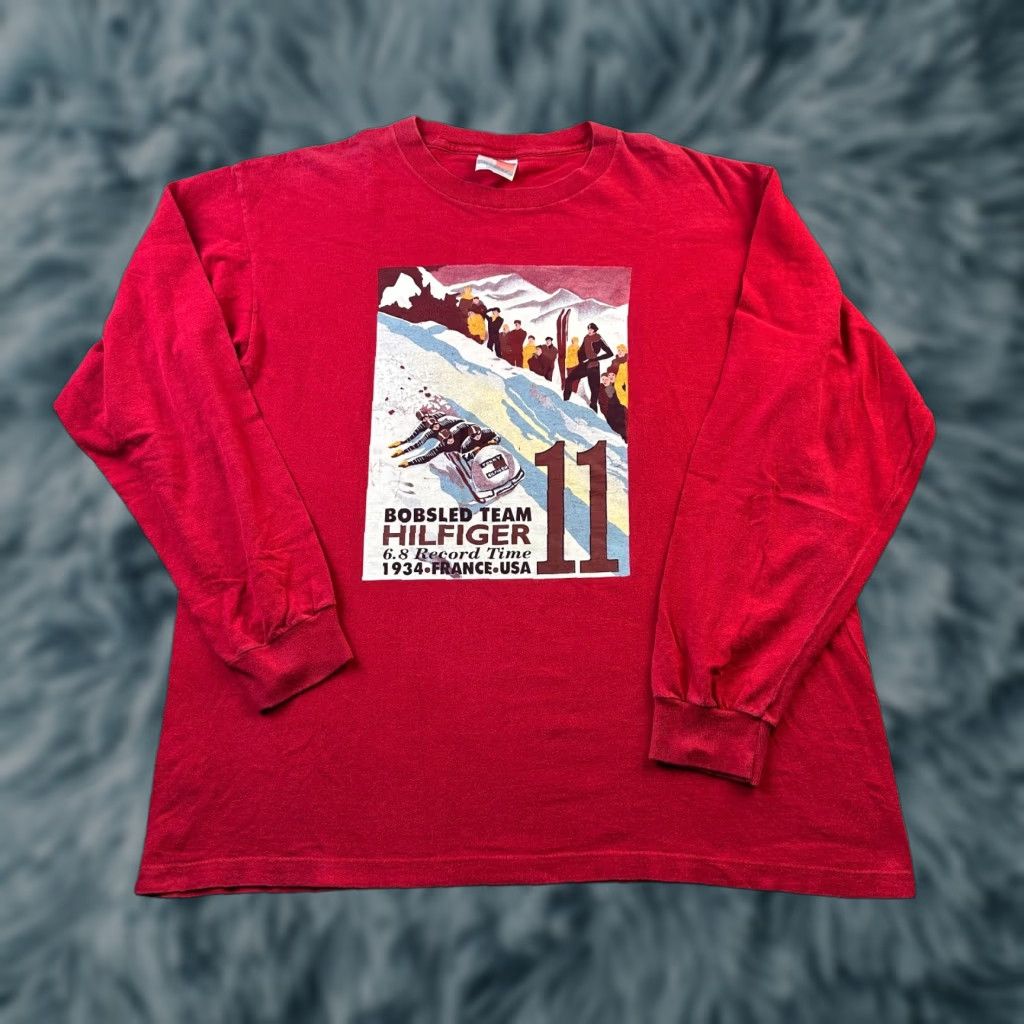 Tommy Hilfiger VINTAGE Tommy Hilfiger Shirt Mens Large Red Snow Ski Graphic USA Made Size US L / EU 52-54 / 3 - 1 Thumbnail