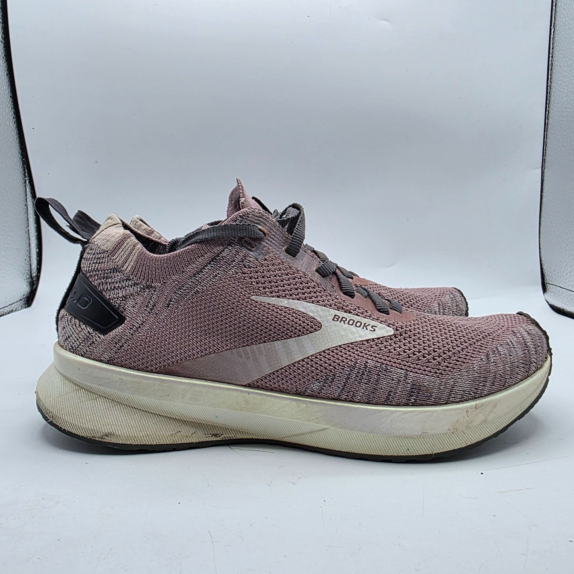 Brooks Brooks Levitate 4 Womens Size 6 Purple Running Shoes Cushion Size US 6 / IT 36 - 11 Thumbnail