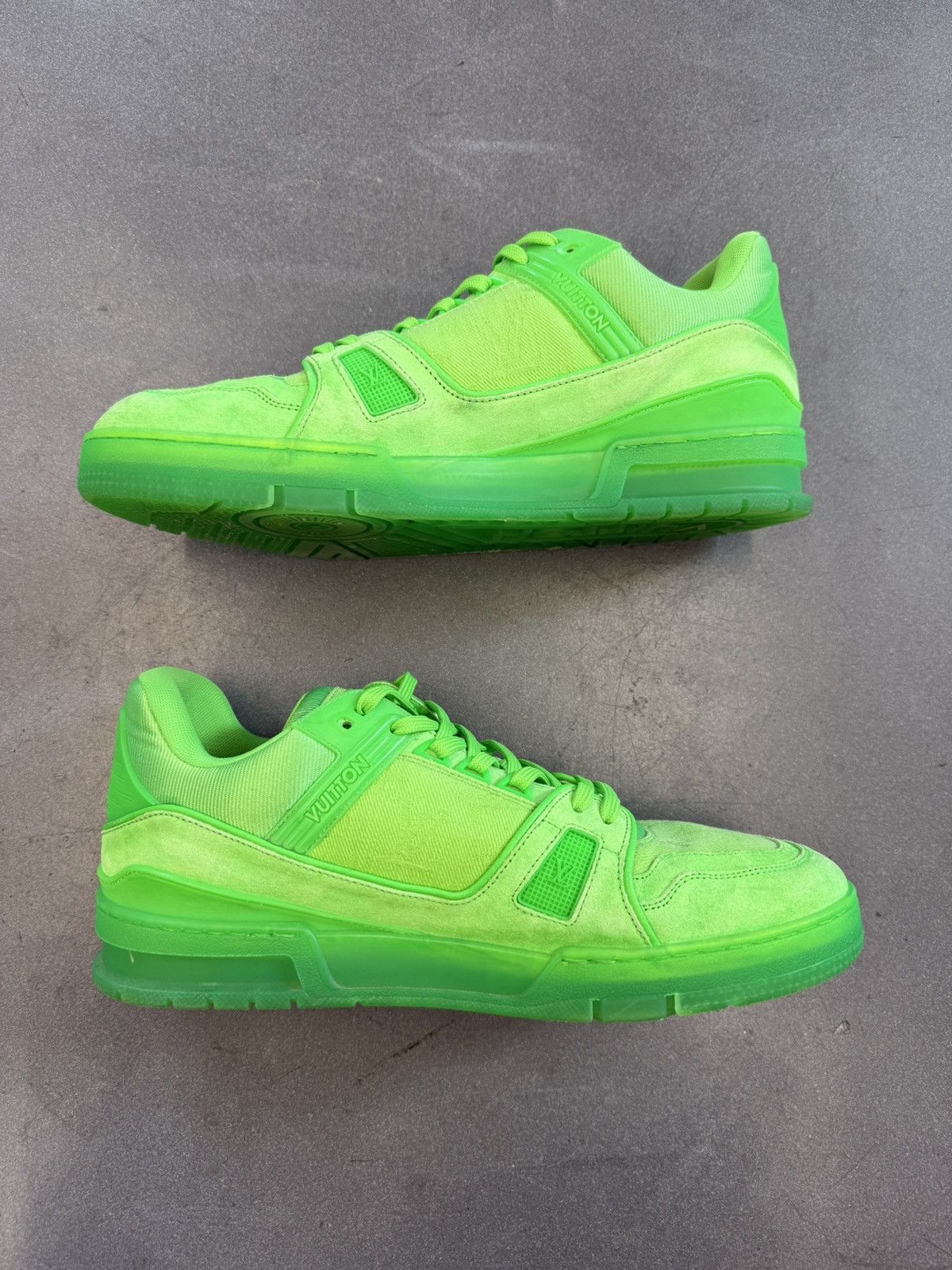 Louis Vuitton Louis Vuitton Trainer Fluorescent Green Size LV 10 / US 11 Size US 11 / EU 44 - 2 Thumbnail