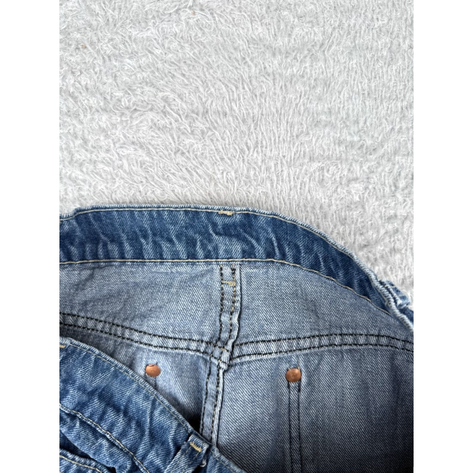 Levi's Levi's Women Jeans Bootcut Relaxed Fit High Rise 30 Blue Denim Cotton Casual 2010s Size 30" / US 8 / IT 44 - 6 Thumbnail