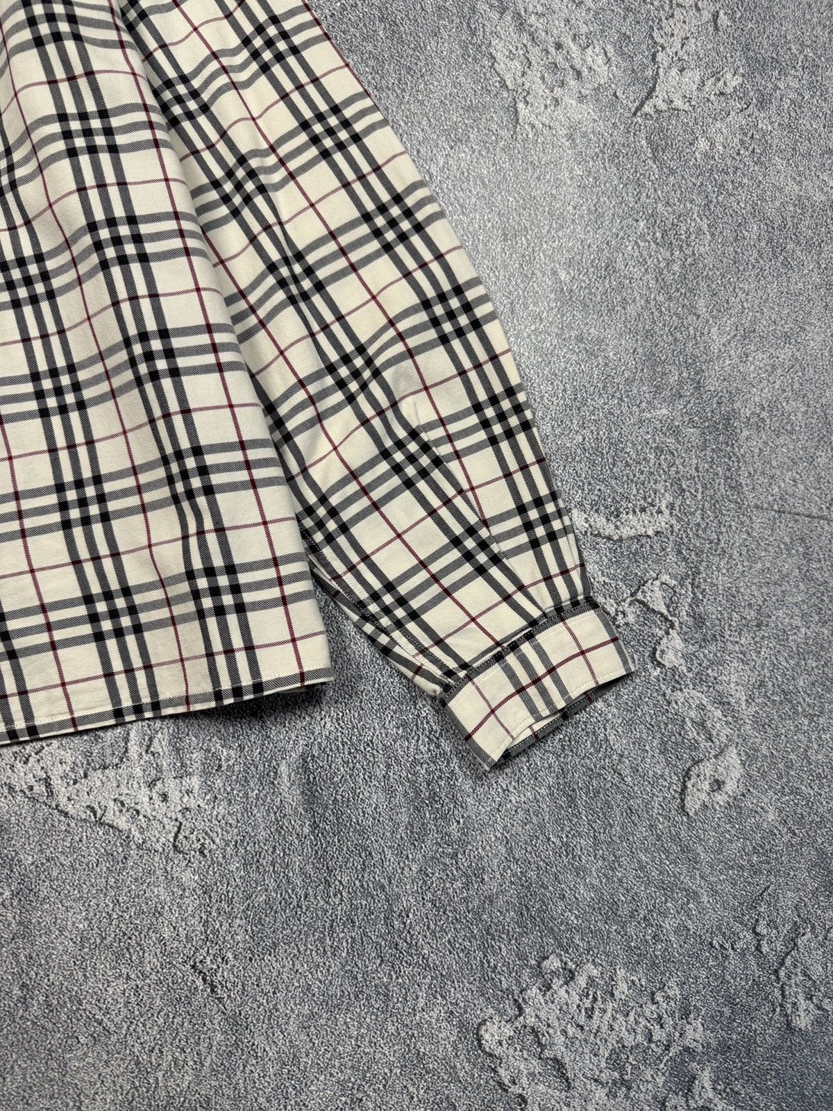 Burberry Vintage Burberry Monogram Cell Shirt Size US M / EU 48-50 / 2 - 4 Thumbnail