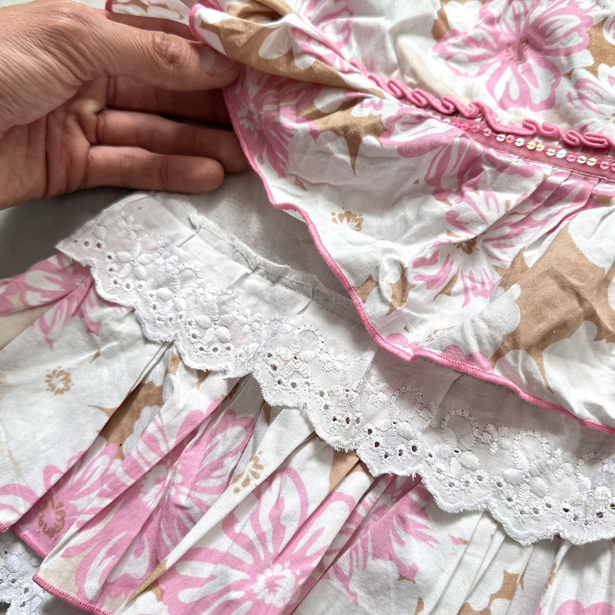 Cop Copine × Ed Hardy × Miss Sixty Sexy Floral Ruffle Skirt Y2K Vintage Cute Bow Lace Trim Size 24" / US 00 / IT 34 - 9 Thumbnail