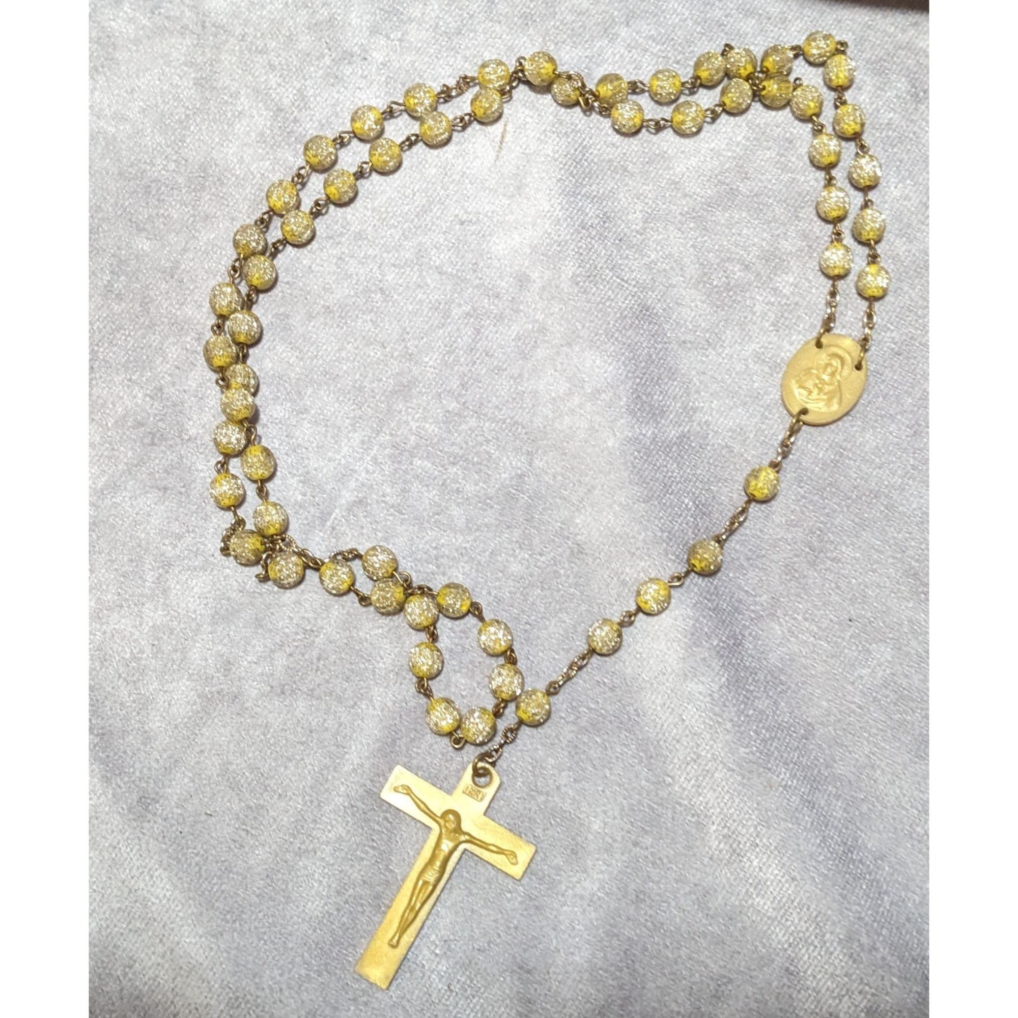 Other Gold Tone Yellow Glitter Beaded Rosary Necklace Size ONE SIZE - 6 Thumbnail