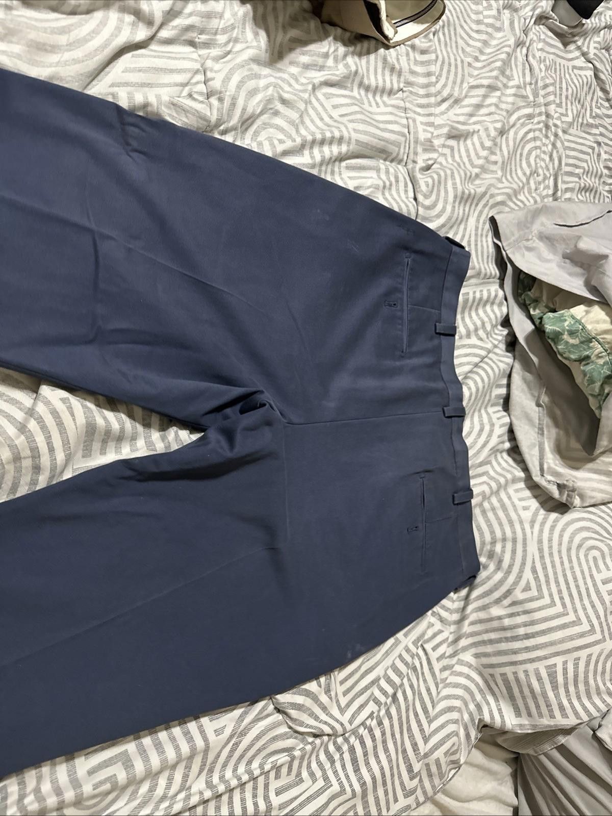 Kirkland Signature Kirkland Signature Dress Pants Navy Blue 40X29 Size US 40 / EU 56 - 7 Thumbnail