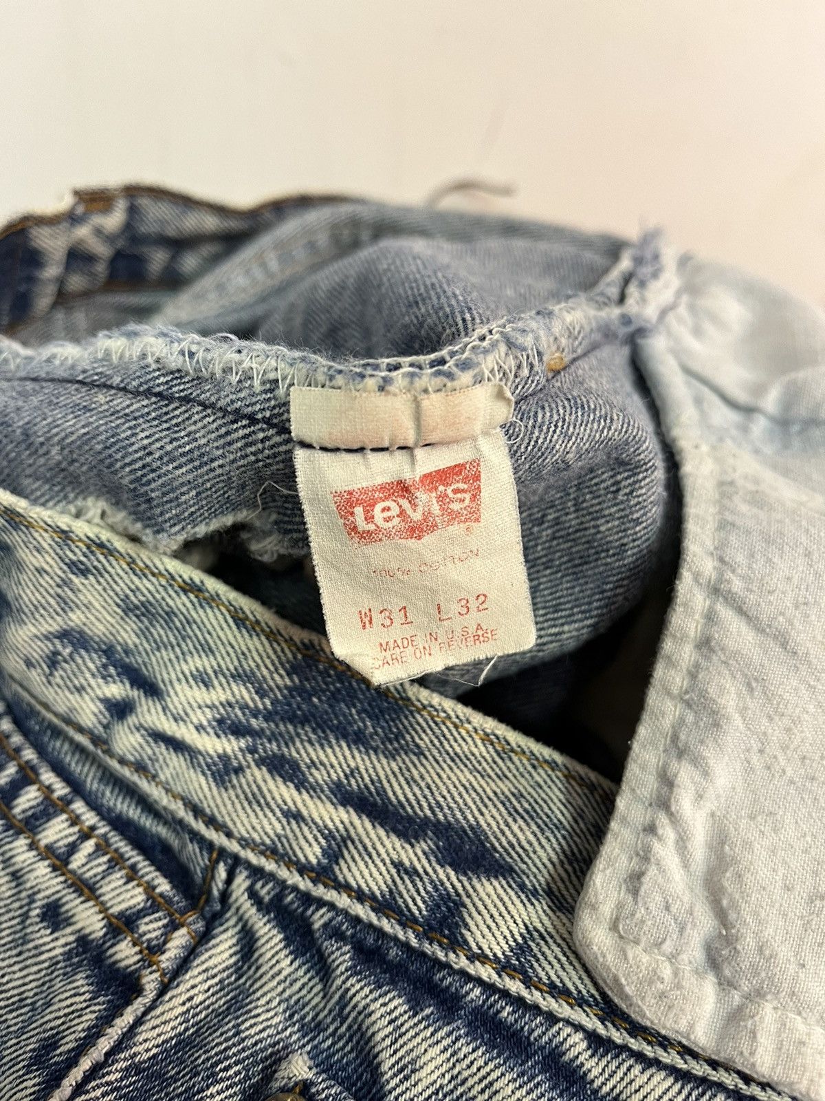 Vintage 80’s Levi’s Shorts Size 28" / US 6 / IT 42 - 6 Thumbnail