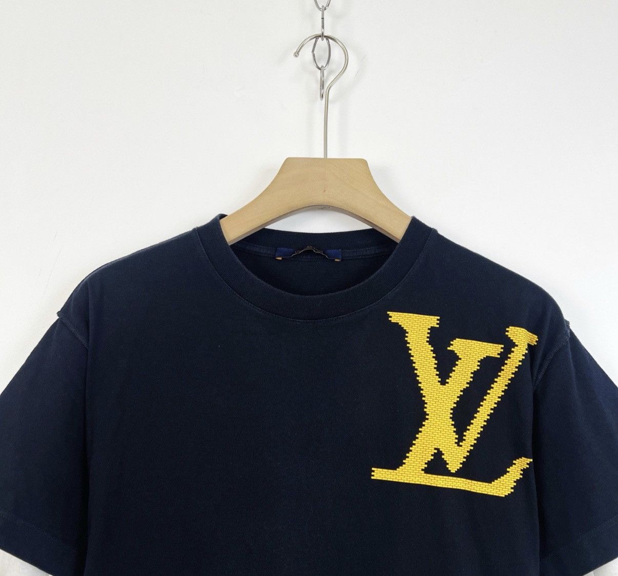 Louis Vuitton Louis Vuitton Yellow Square Brick Logo Short Sleeve K12 Size US XS / EU 42 / 0 - 3 Thumbnail