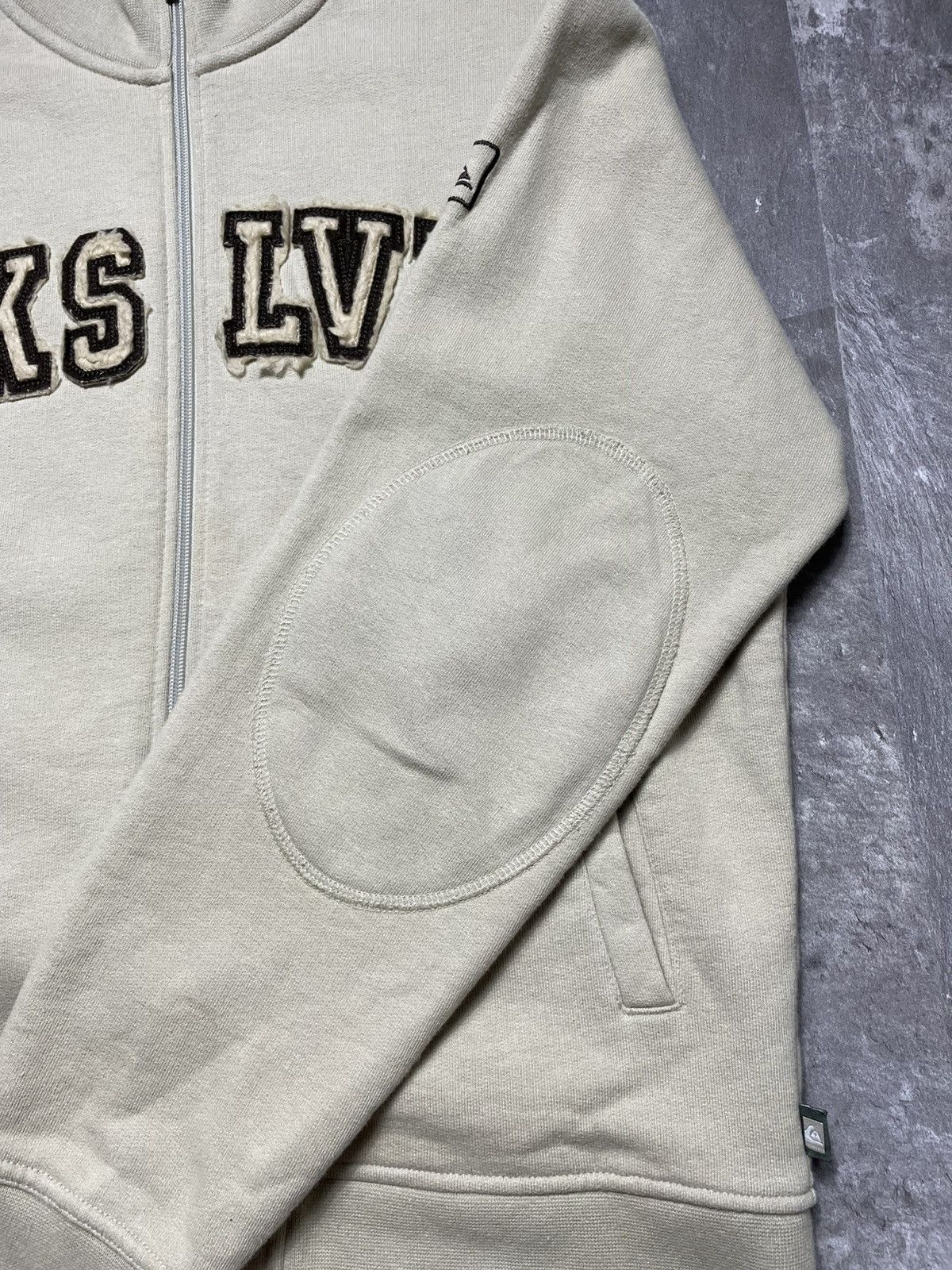Quiksilver Quiksilver Zip Hoodie Big Logo Vintage Beige Surf Sweatshirt Size US M / EU 48-50 / 2 - 5 Thumbnail