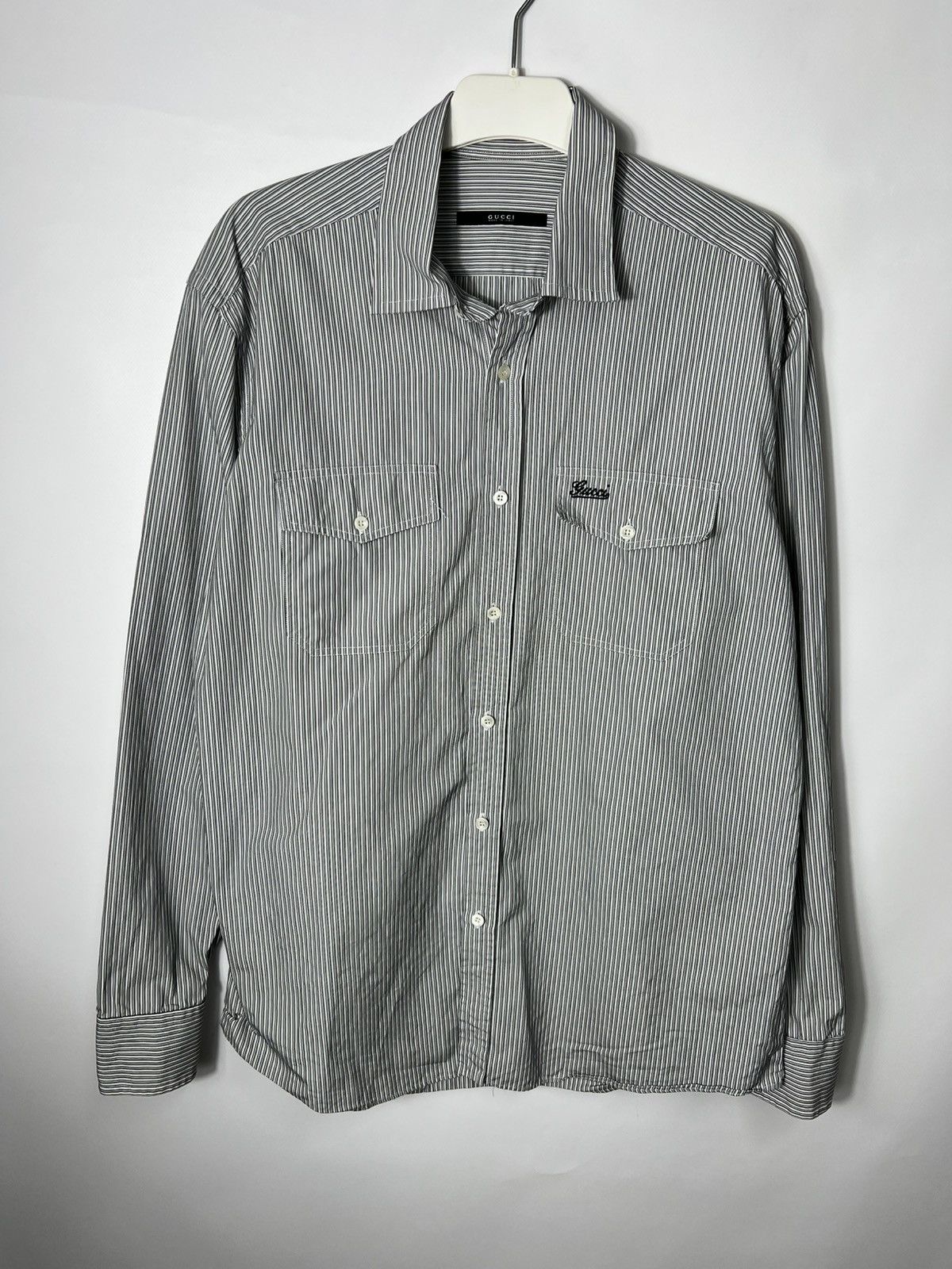 Vintage luxury Gucci Striped Button Up Shirt Size 42/16.5