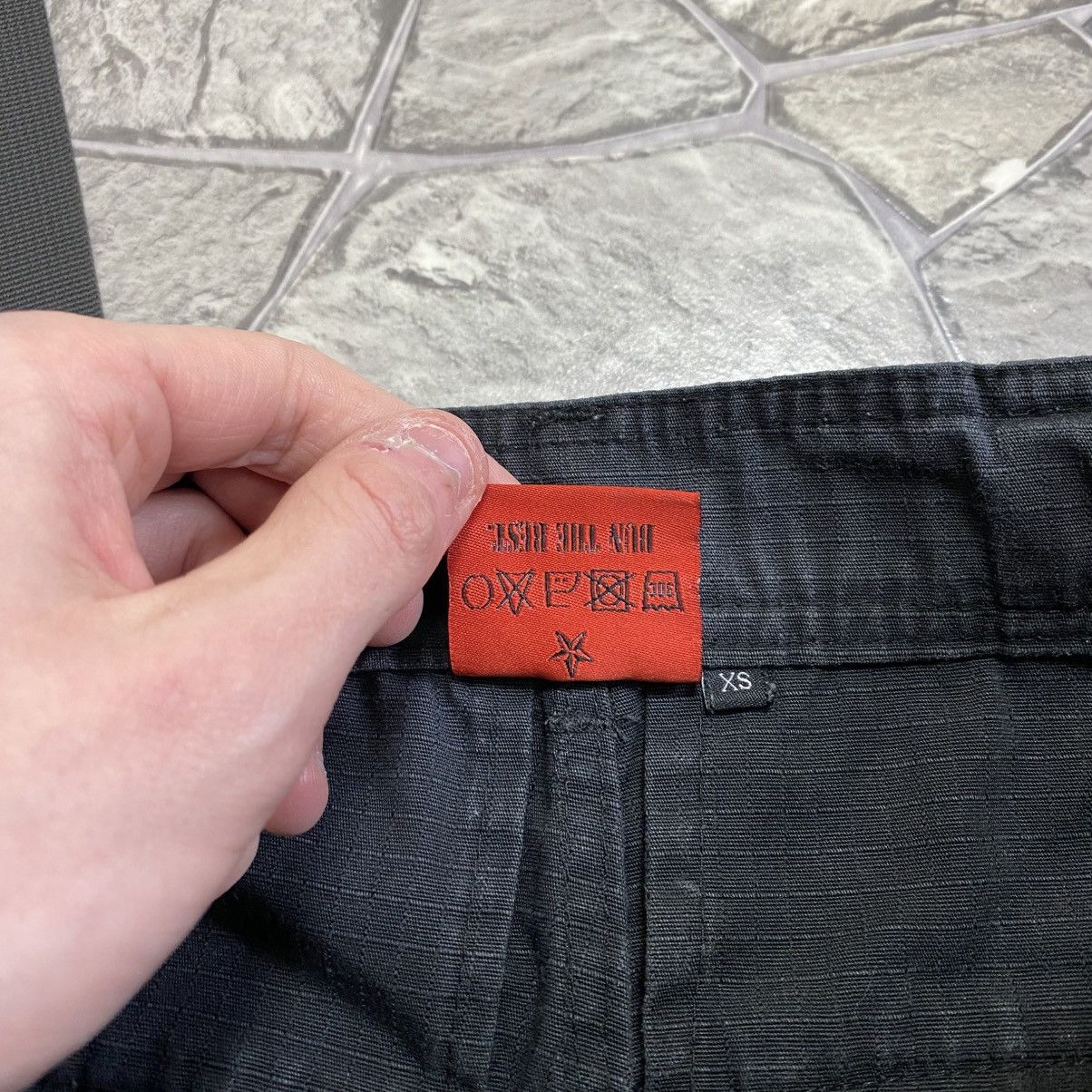 Corteiz corteiz cargo pants red black logo Size US 30 / EU 46 - 8 Thumbnail